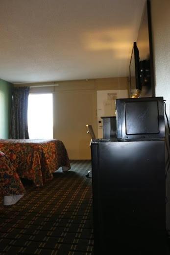 Double Room with Two Double Beds - Photo 8