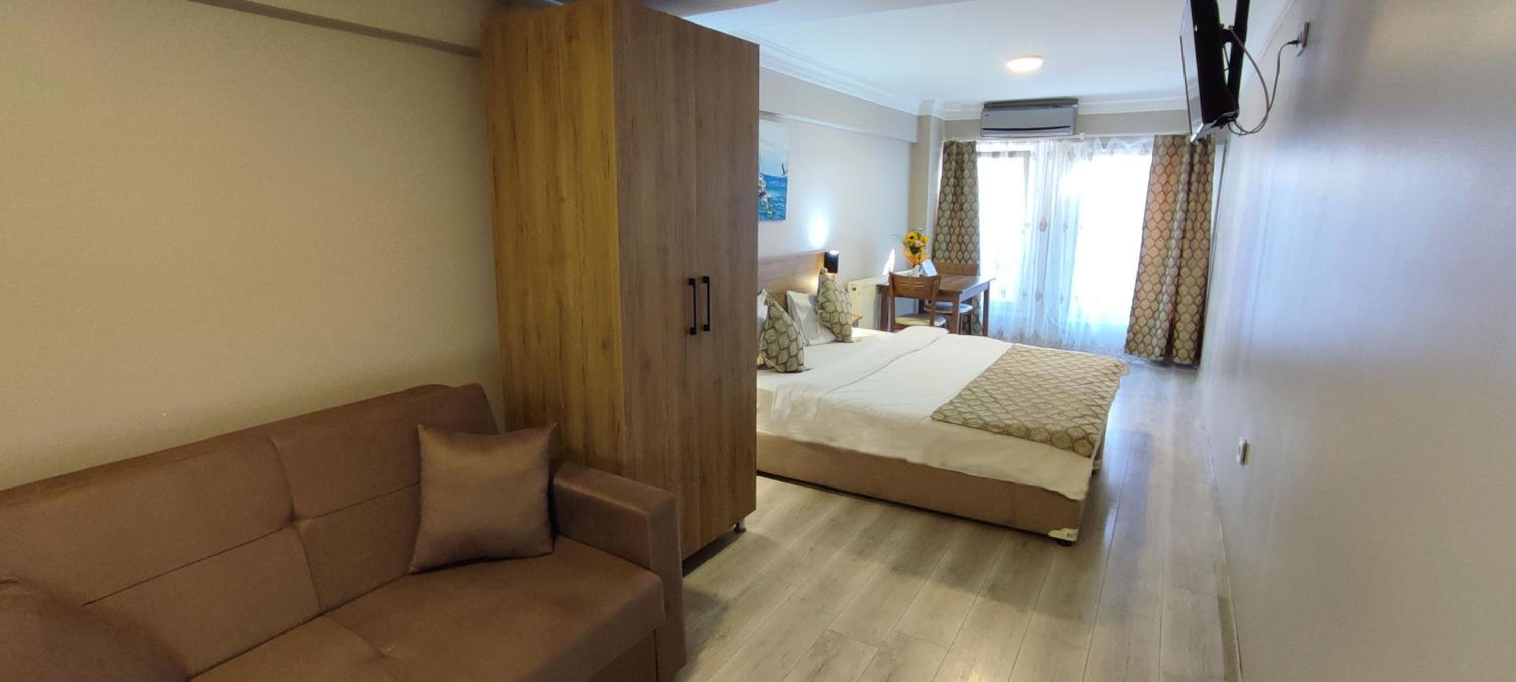 Standard Double Room photo 2
