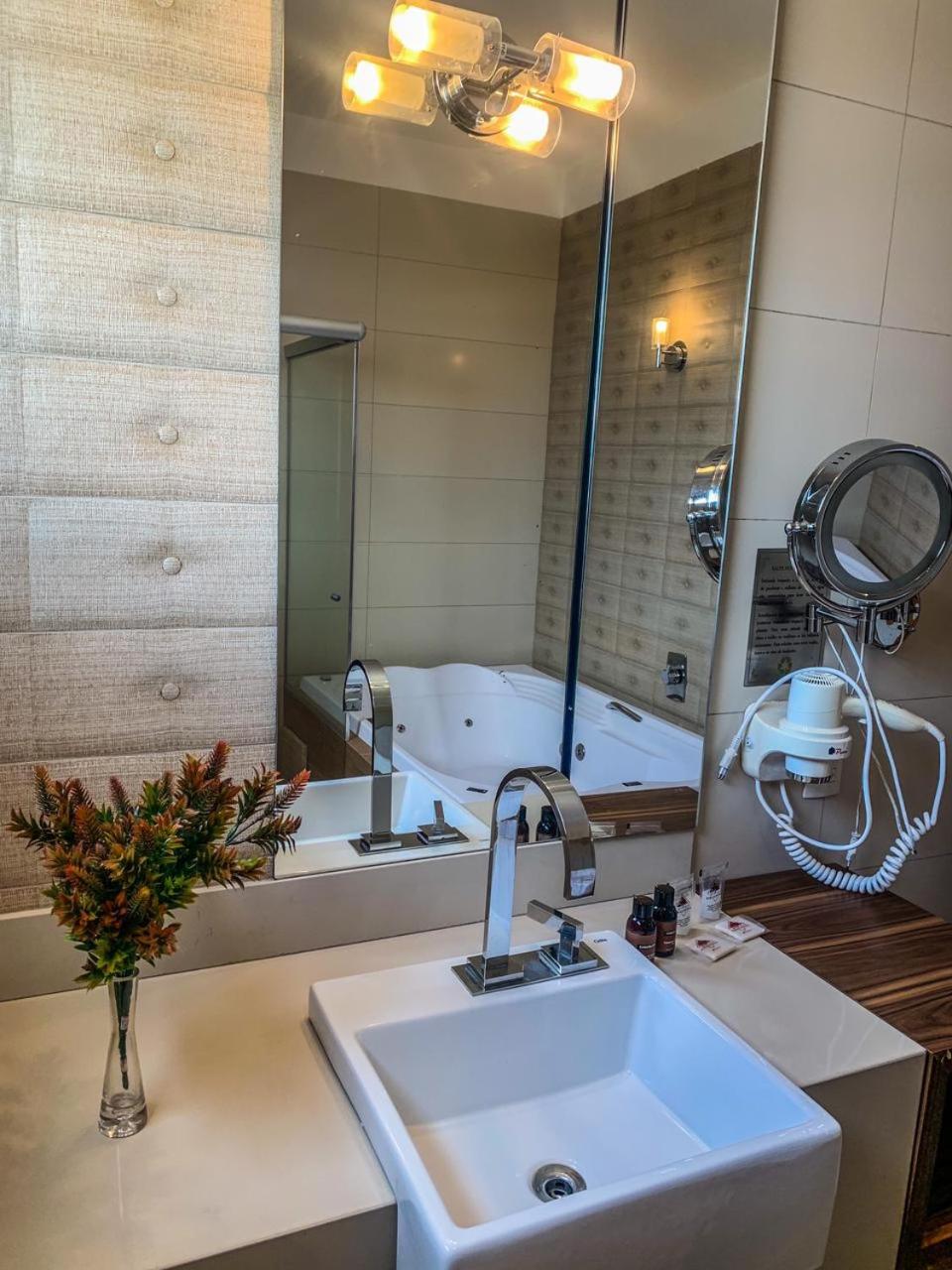 Presidential Suite photo 2