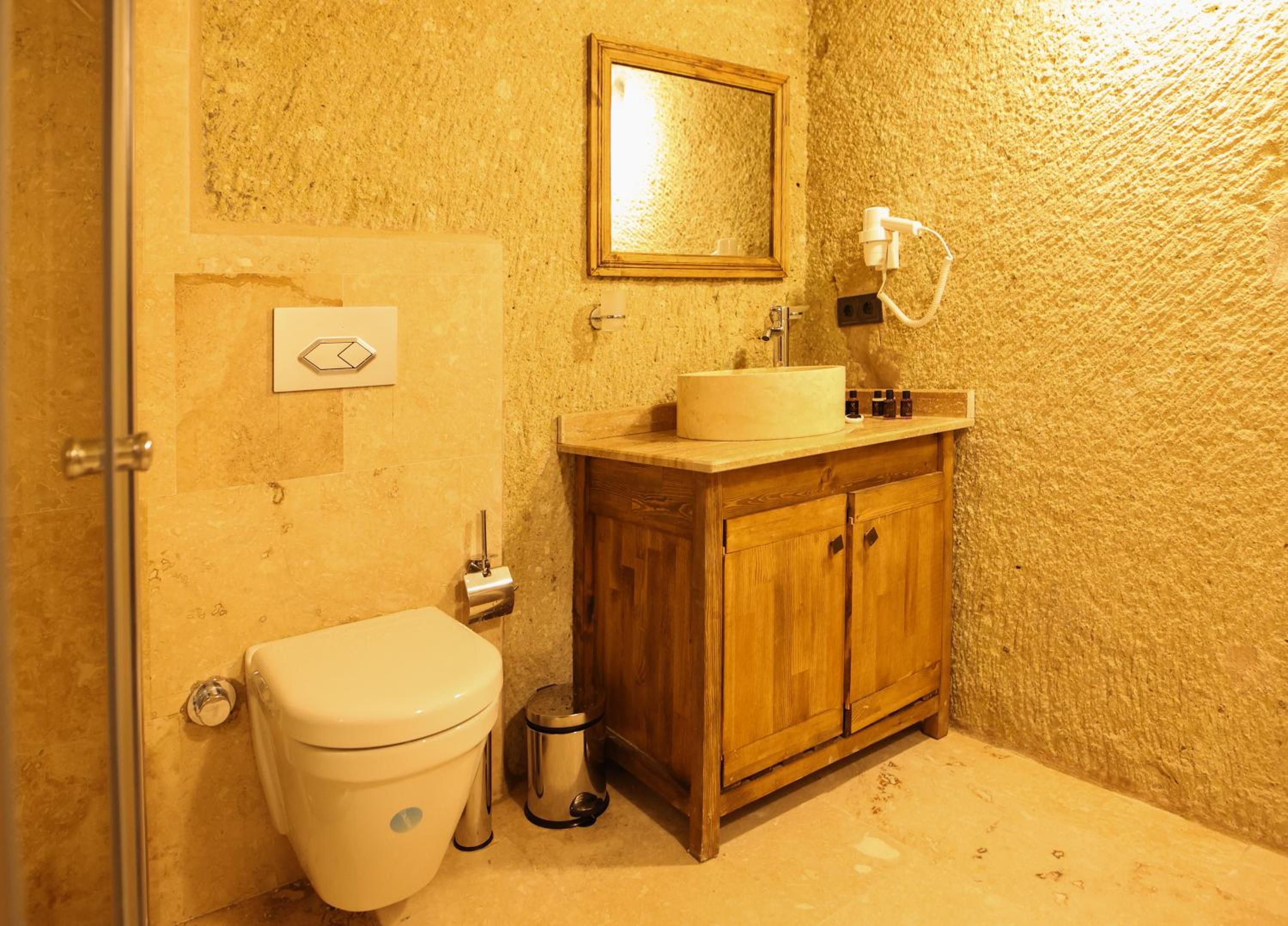 King Suite photo 2
