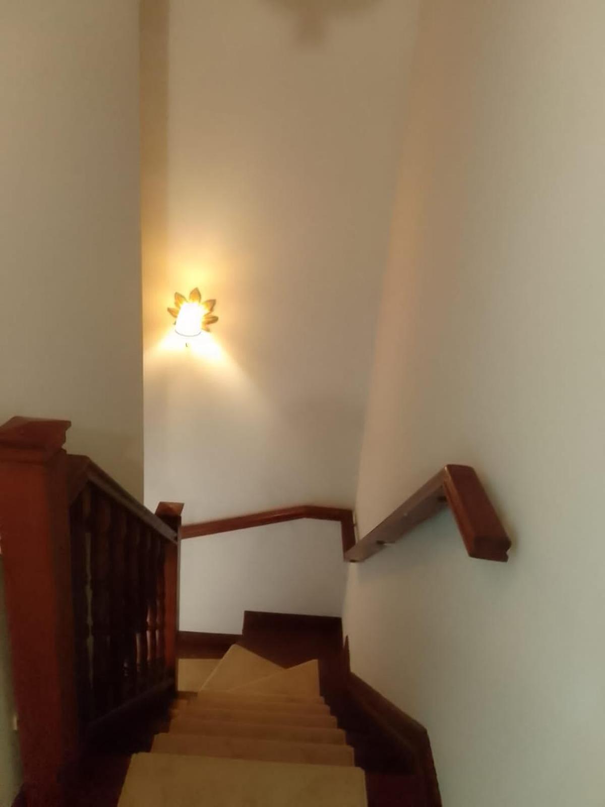 Quadruple Room with Private Bathroom photo 3