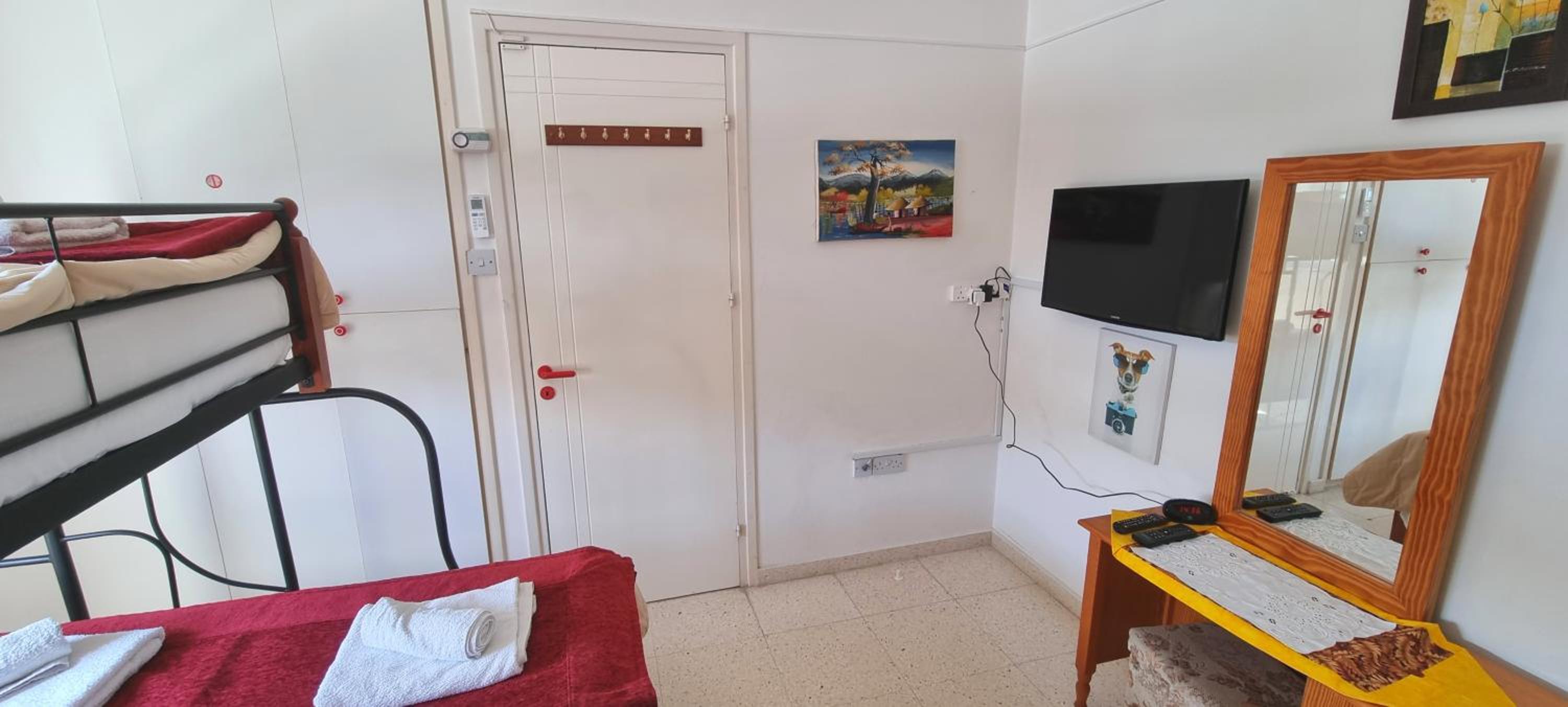 One-Bedroom Apartment - Photo 27