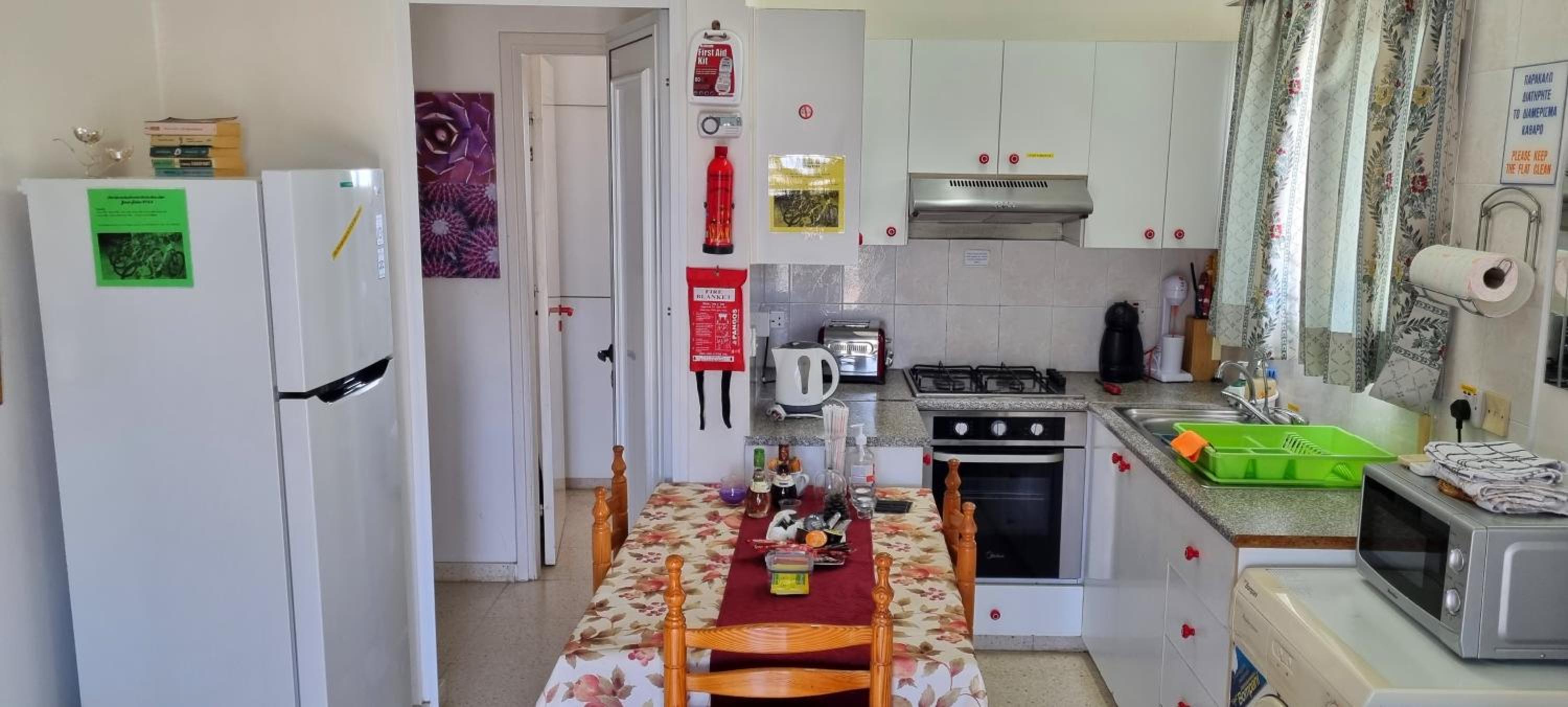 One-Bedroom Apartment - Photo 32