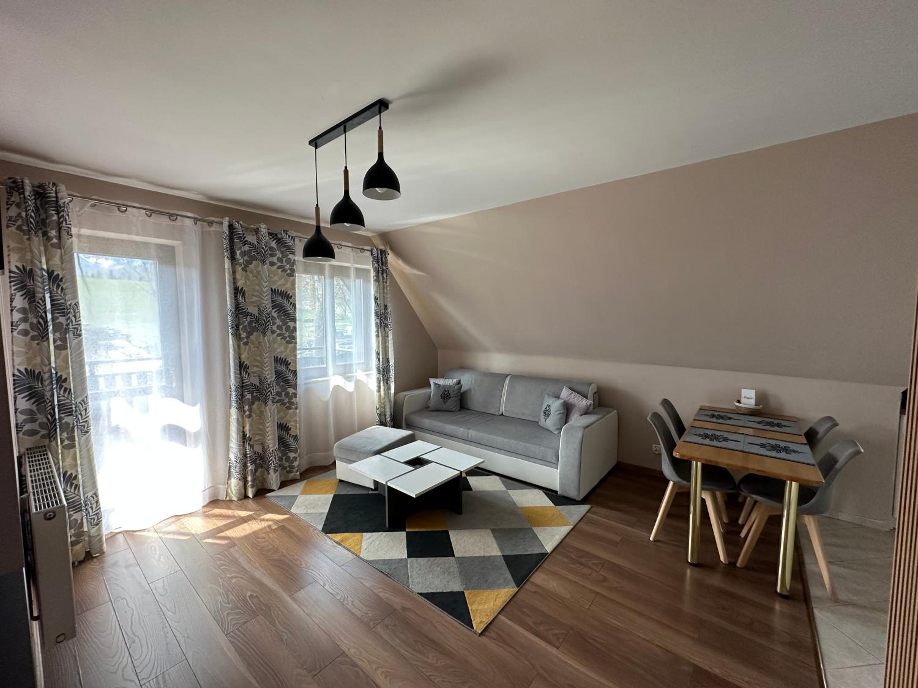 Apartment (4 Adults) photo 1