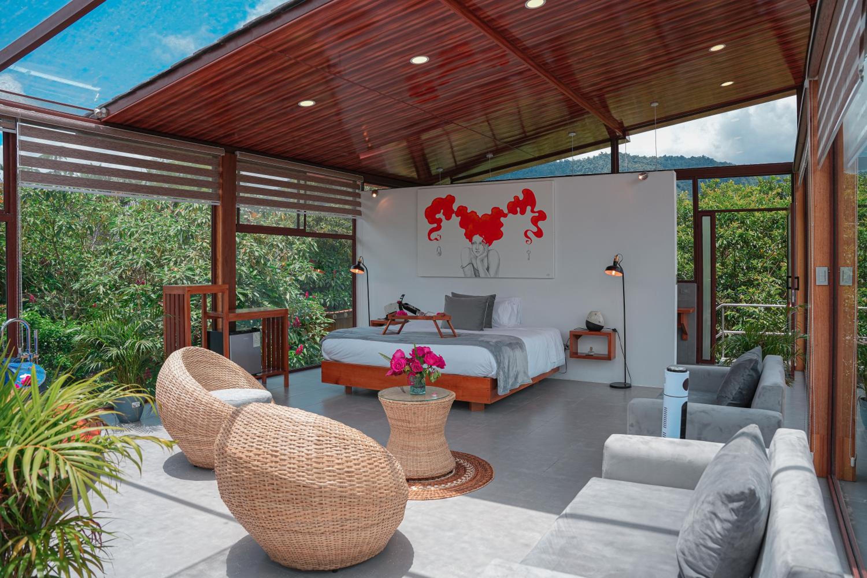 Suite with Mountain View photo 2