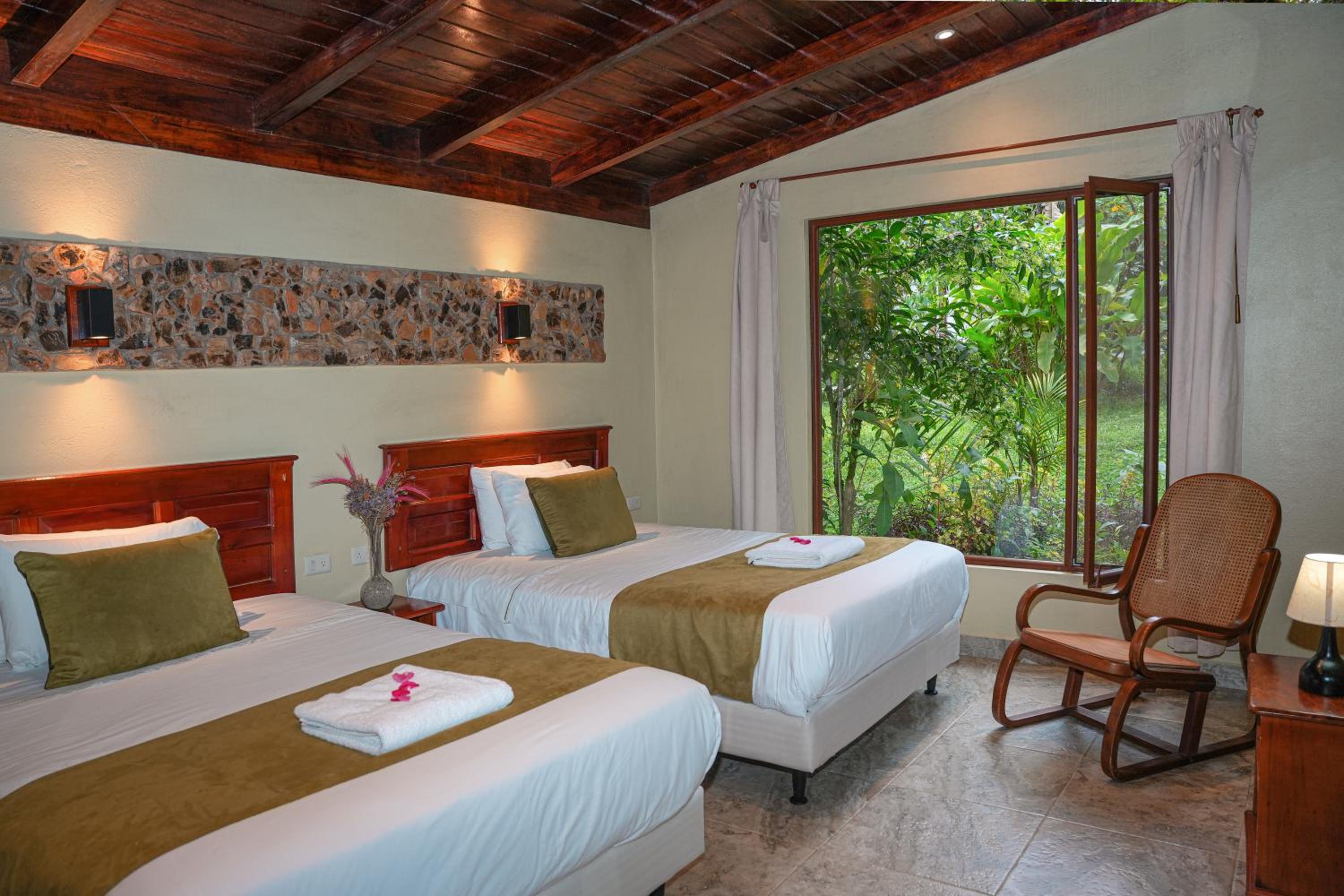 One-Bedroom Bungalow