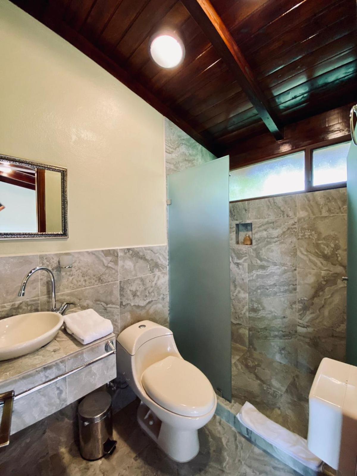 Superior Bungalow photo 1