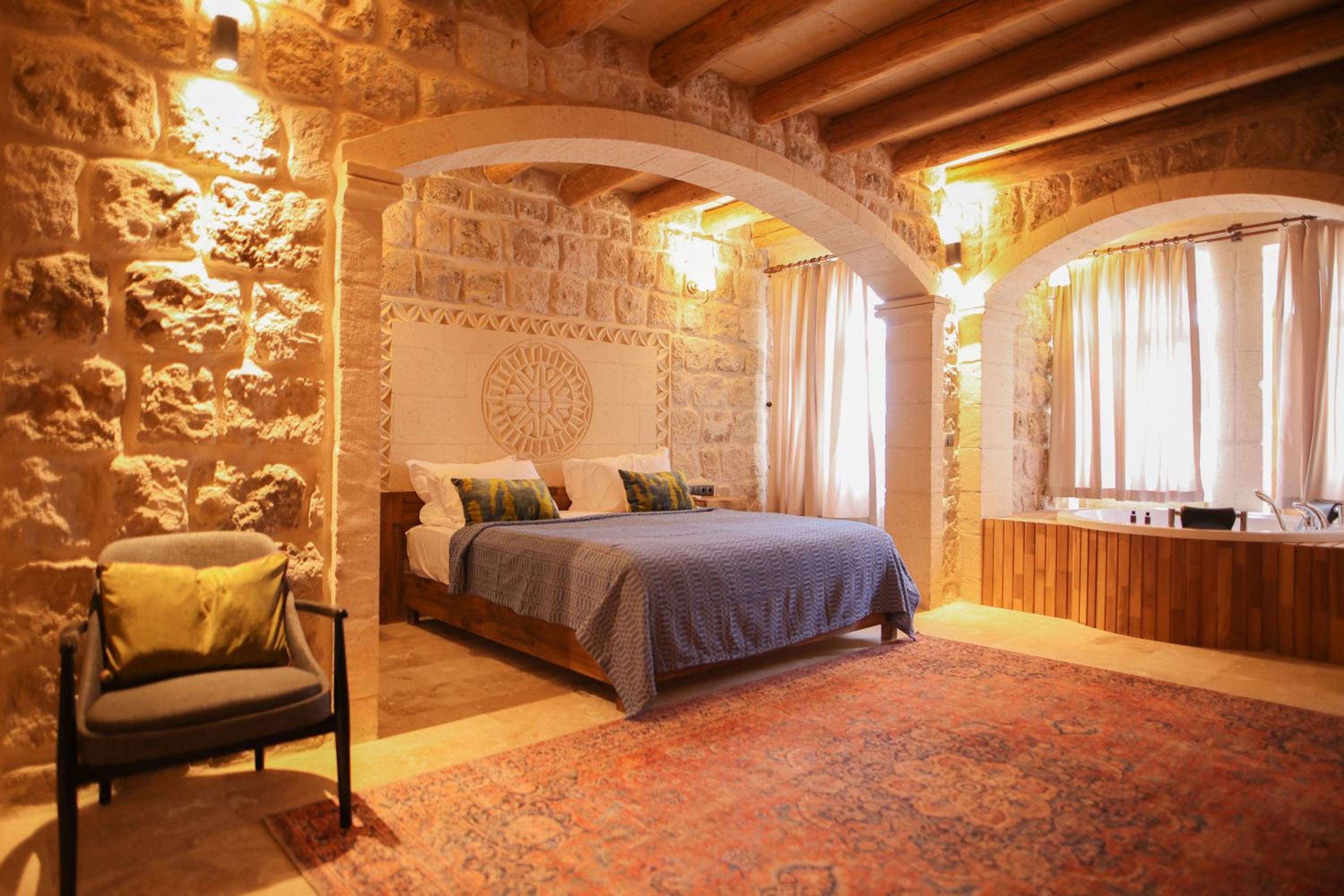 Deluxe Suite - Photo 4