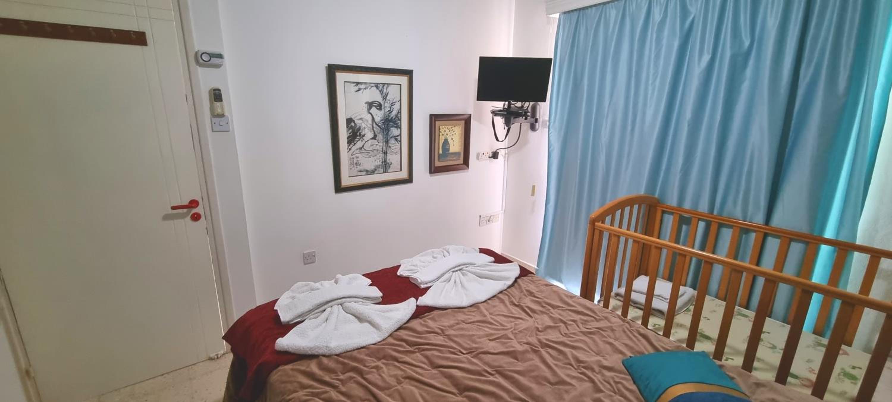 Two-Bedroom Apartment - Photo 49