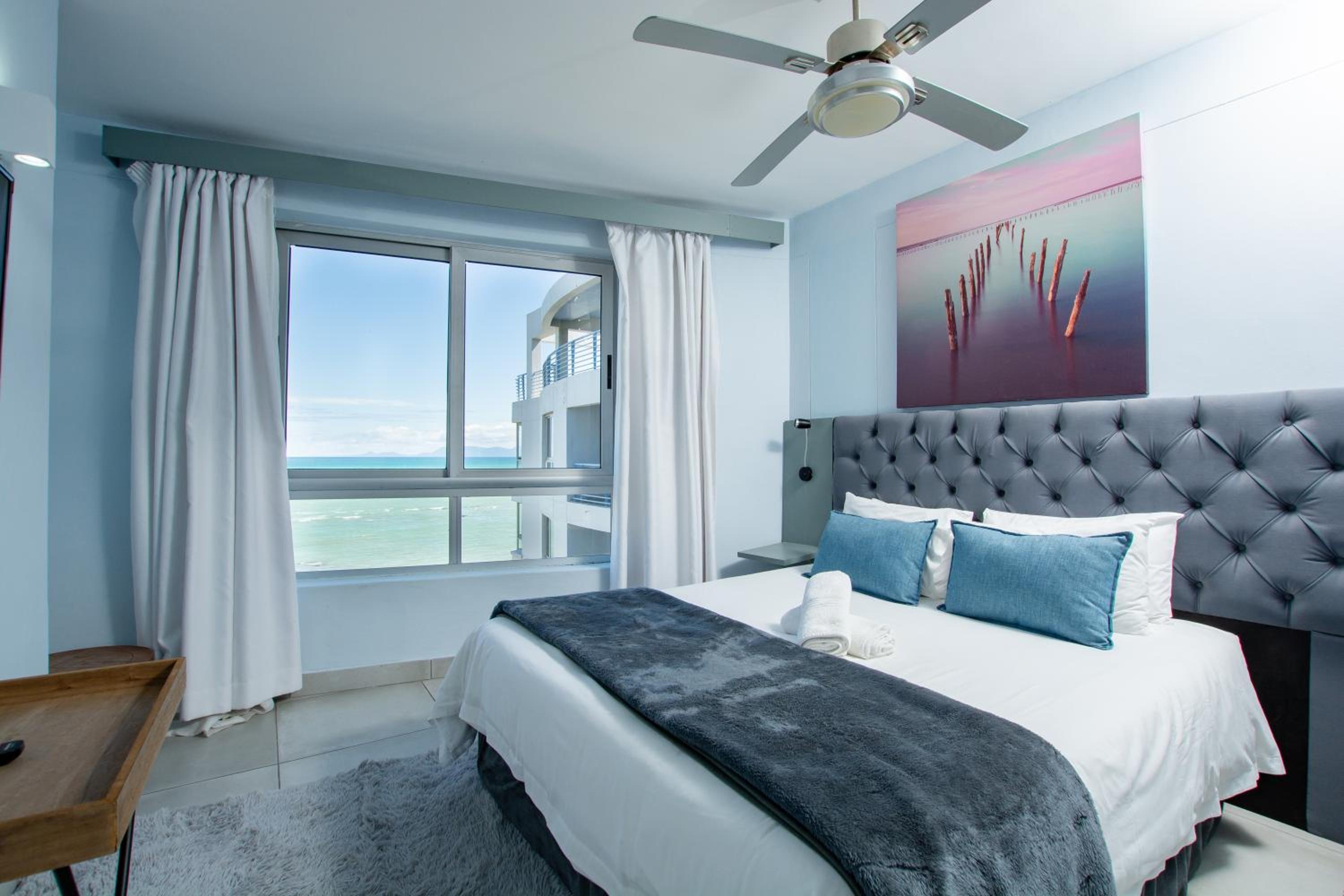 One Bedroom Sea Facing Suite photo 1