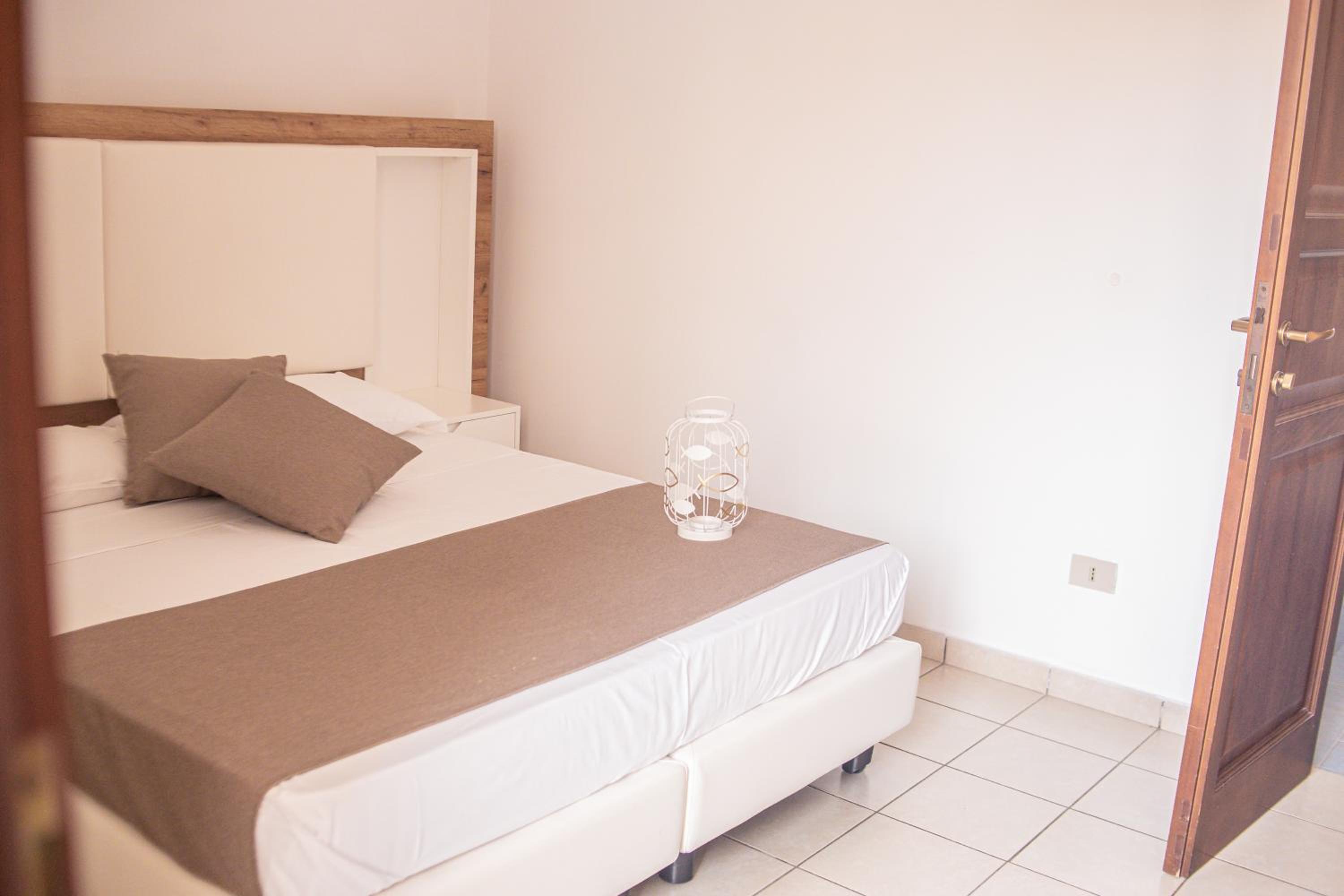 Economy Double Room photo 1