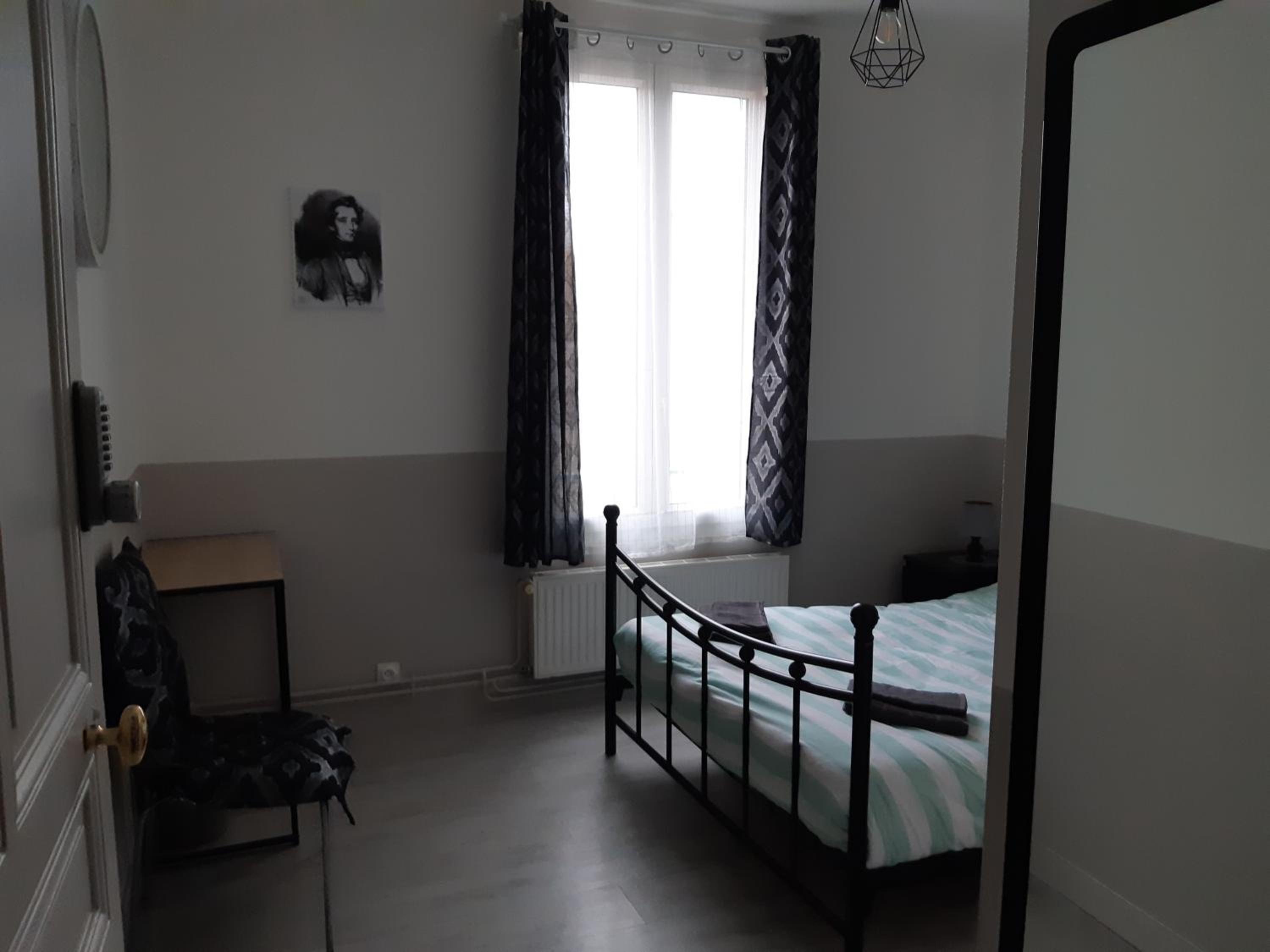 Three-Bedroom House - Photo 12