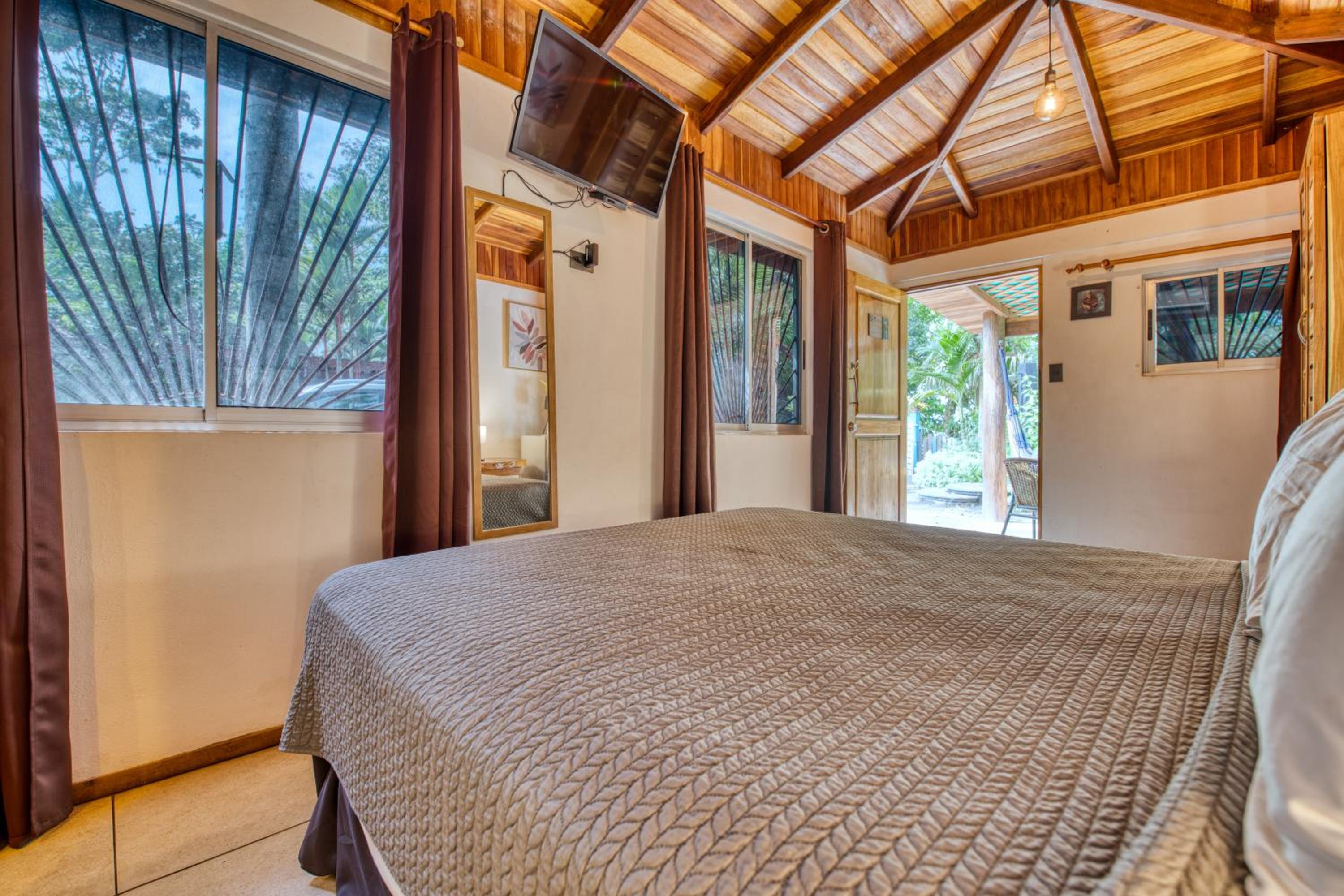 Kinkaju Cabina
