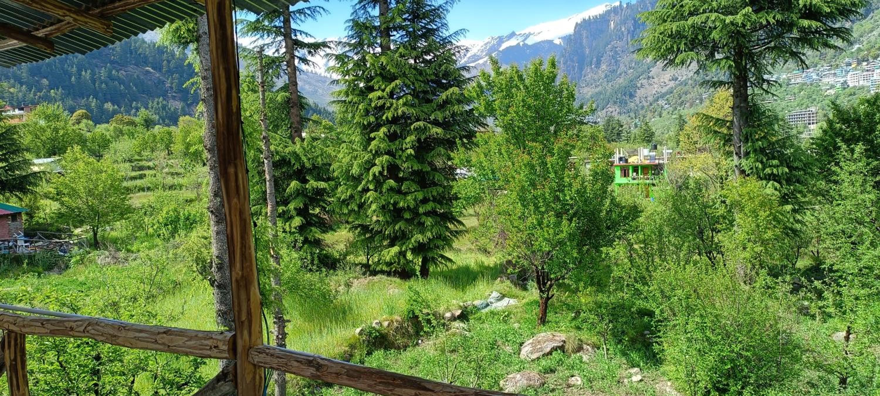 Double Room with Mountain View - Photo 12