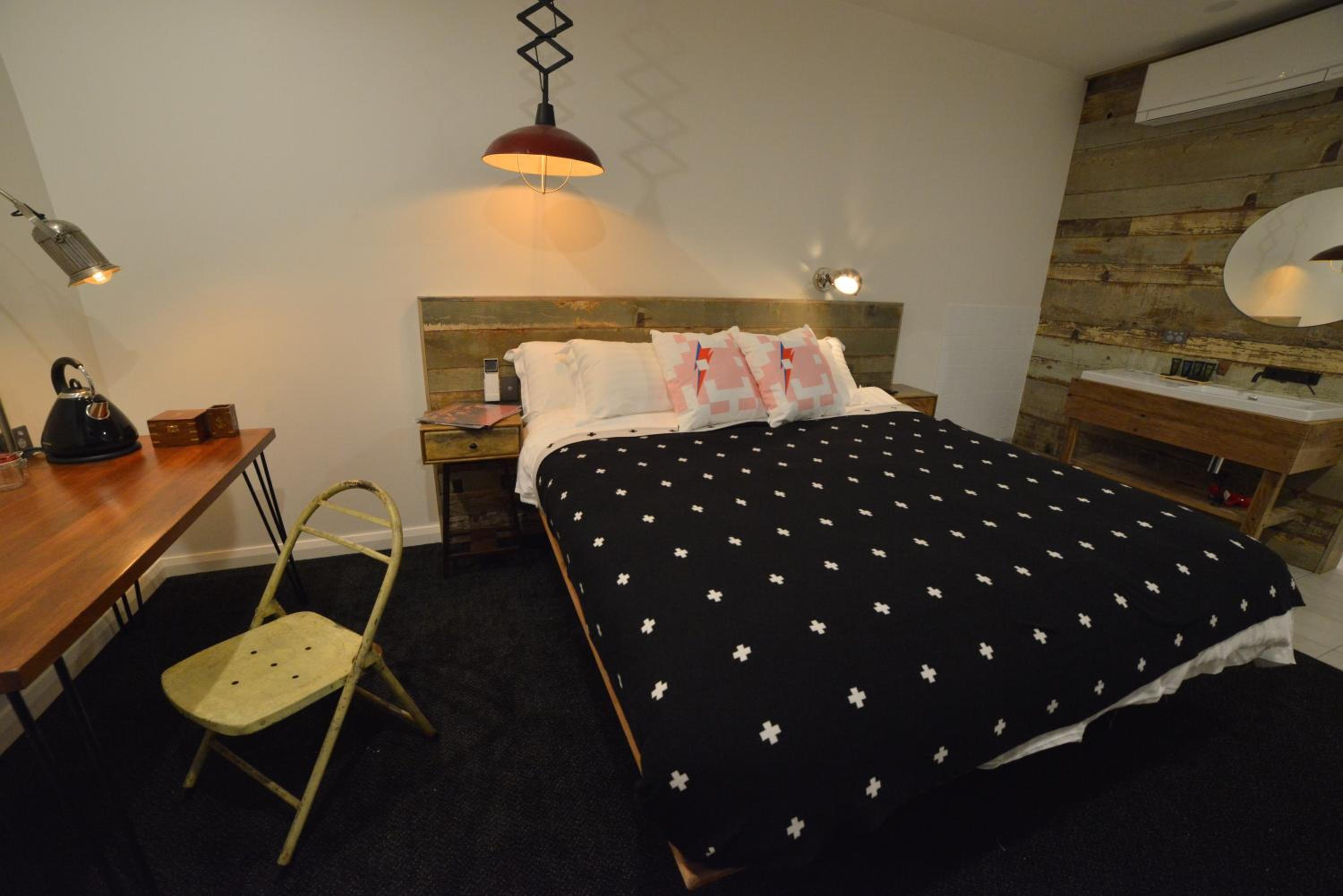 Ziggy King Room with Spa Bath
