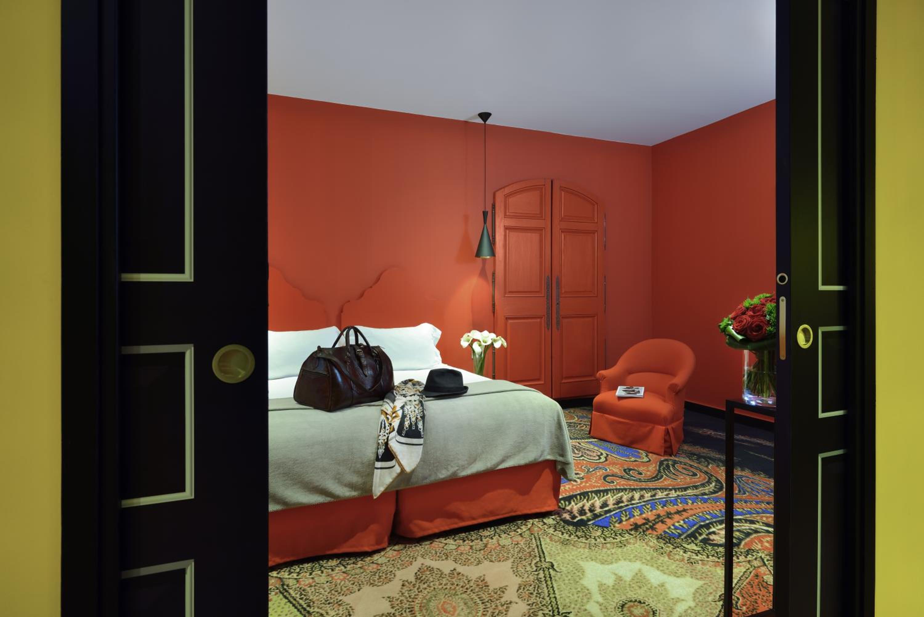 Suite - Photo 5
