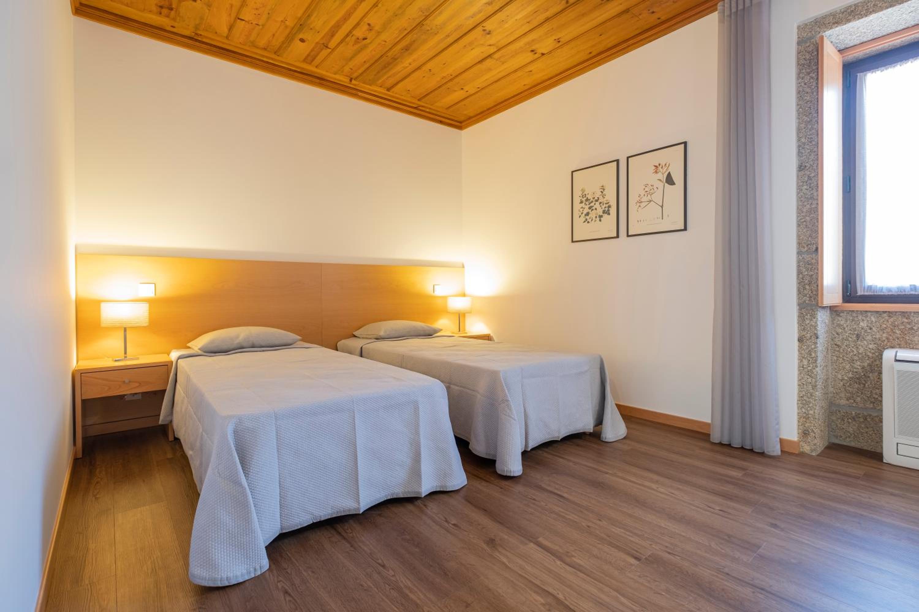 Superior Deluxe Double or Twin Room  photo 2