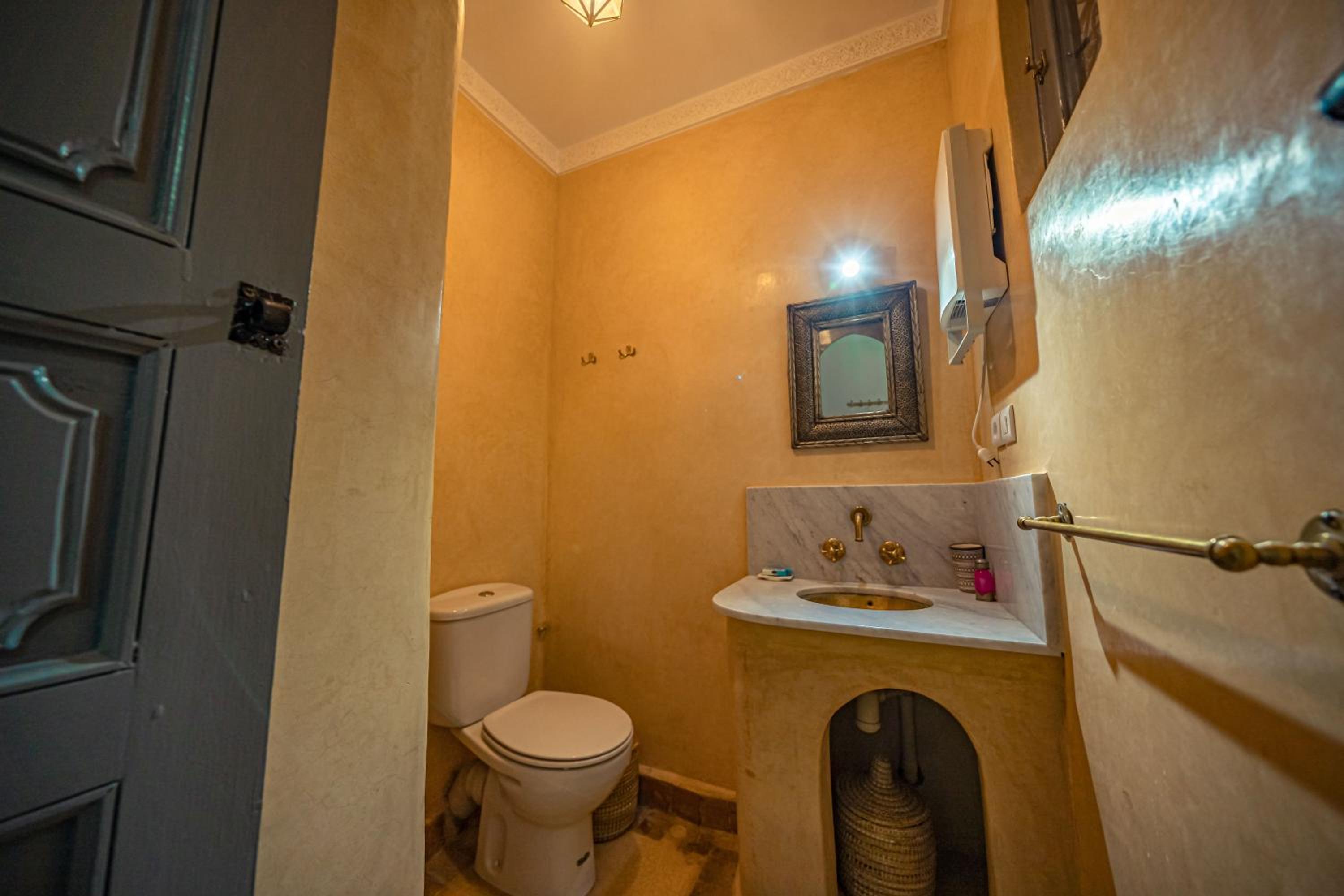 Small Double Room - Photo 2