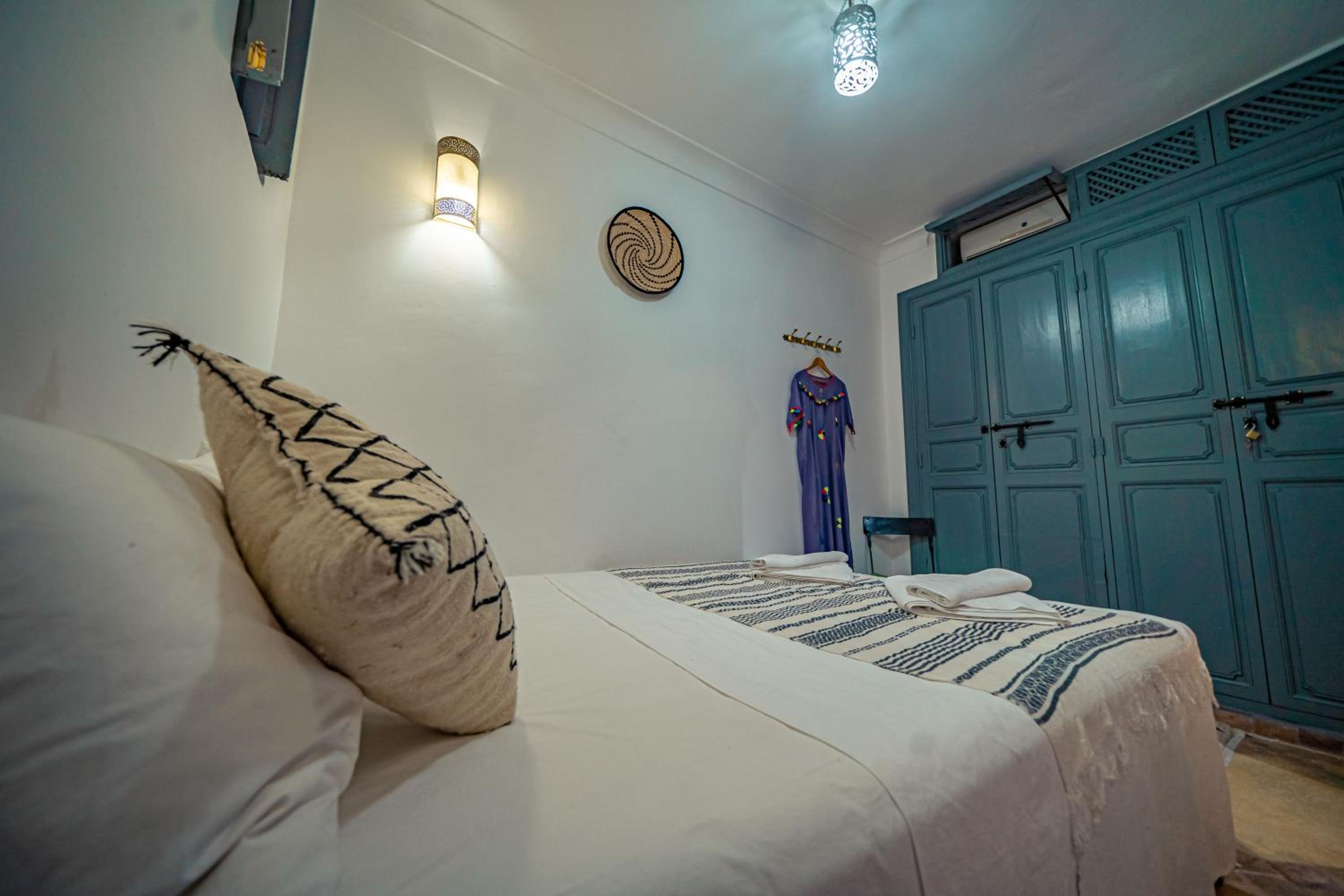 Small Double Room - Photo 1