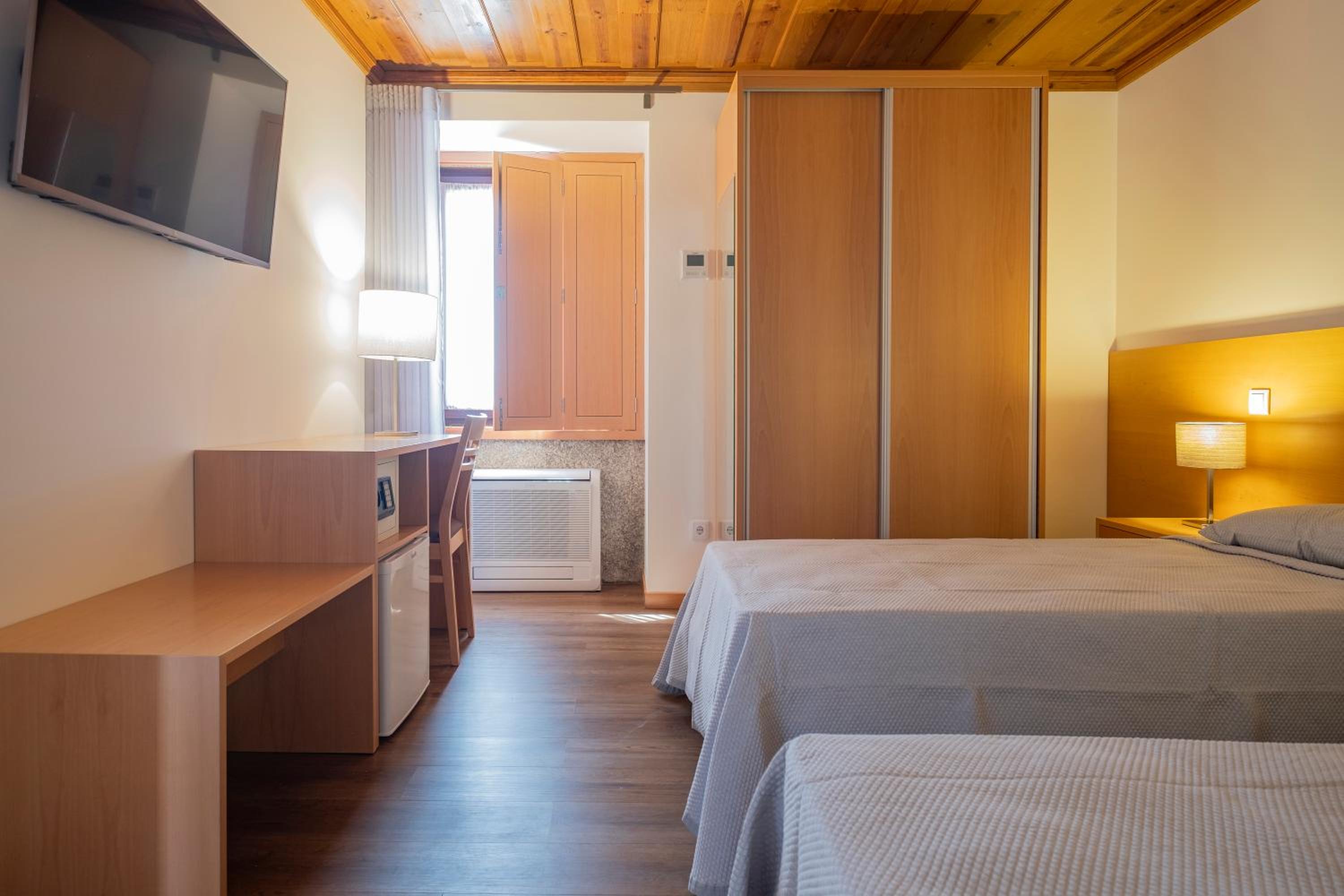 Deluxe Double or Twin Room with Garden View photo 1