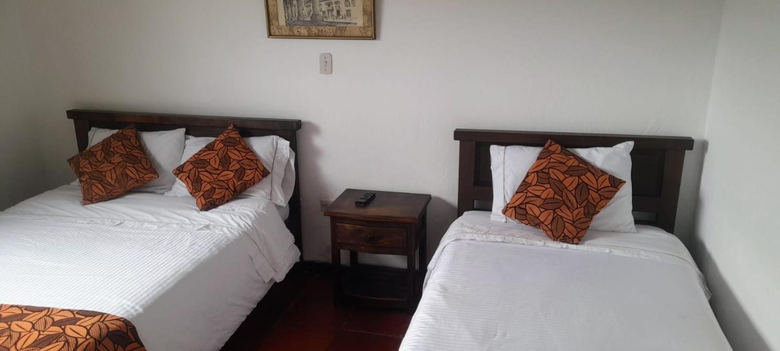 Double Room with Extra Bed photo 2