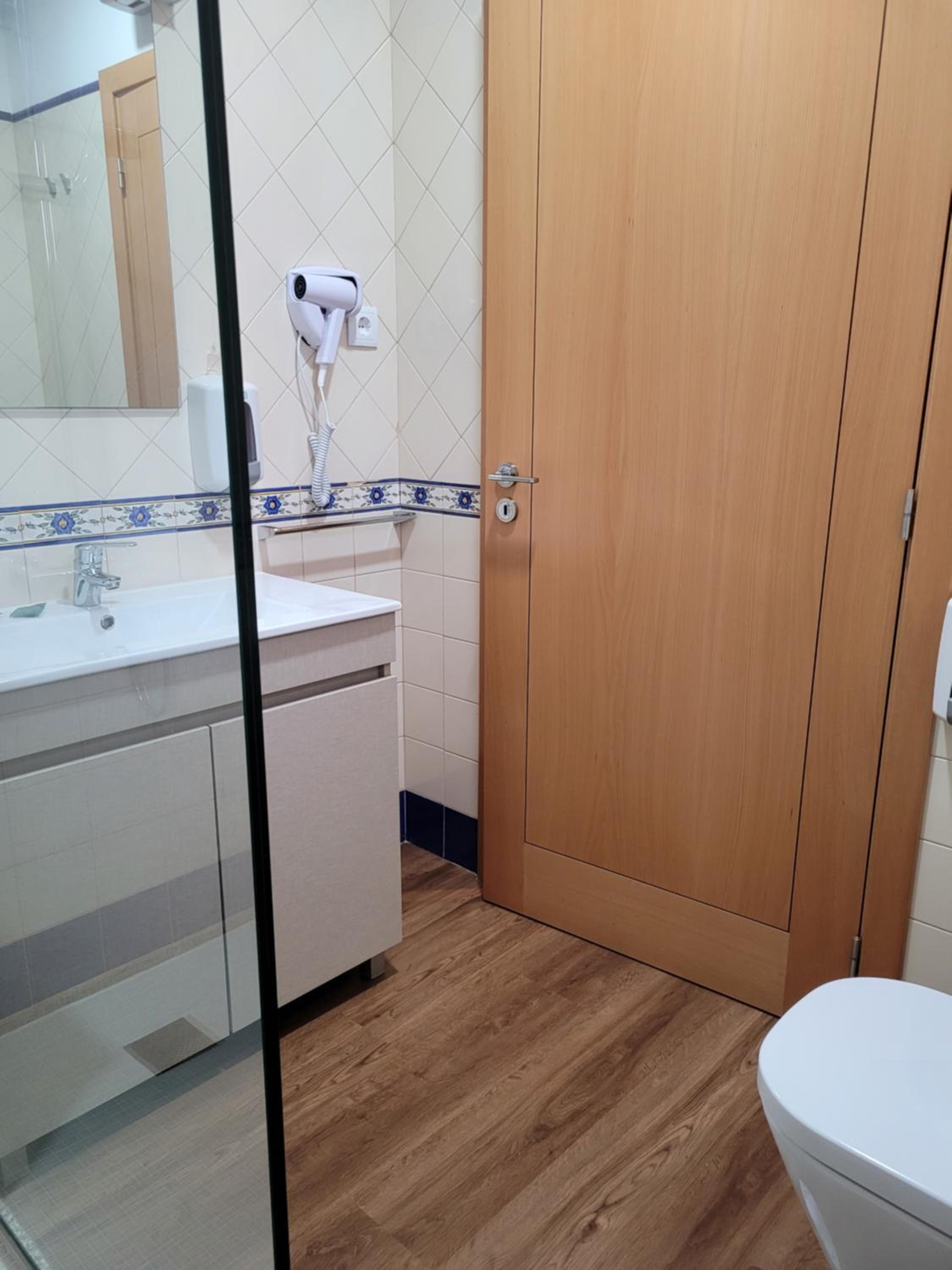 Double or Twin Room with Garden View photo 2