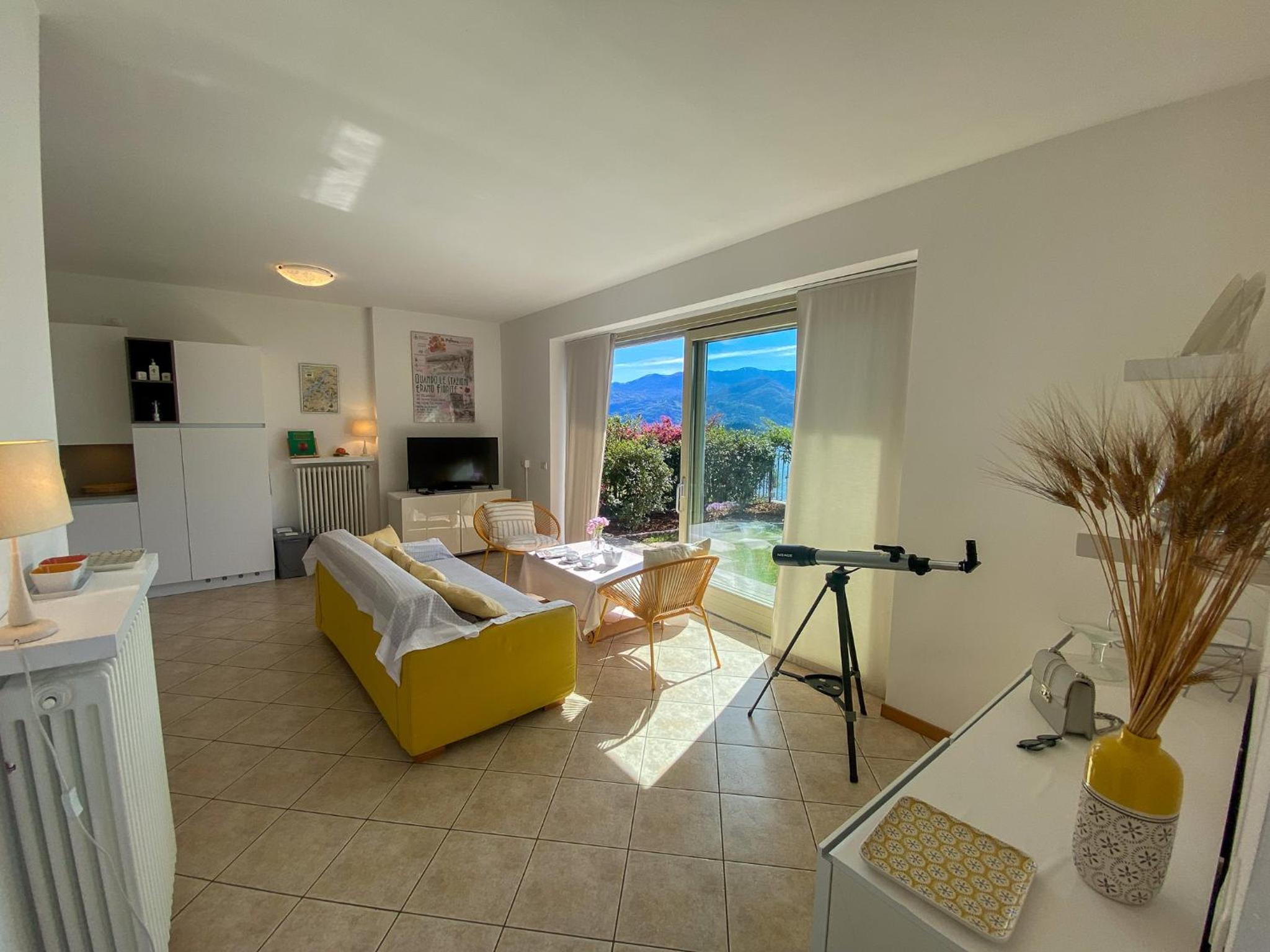Apartment with Lake View photo 1