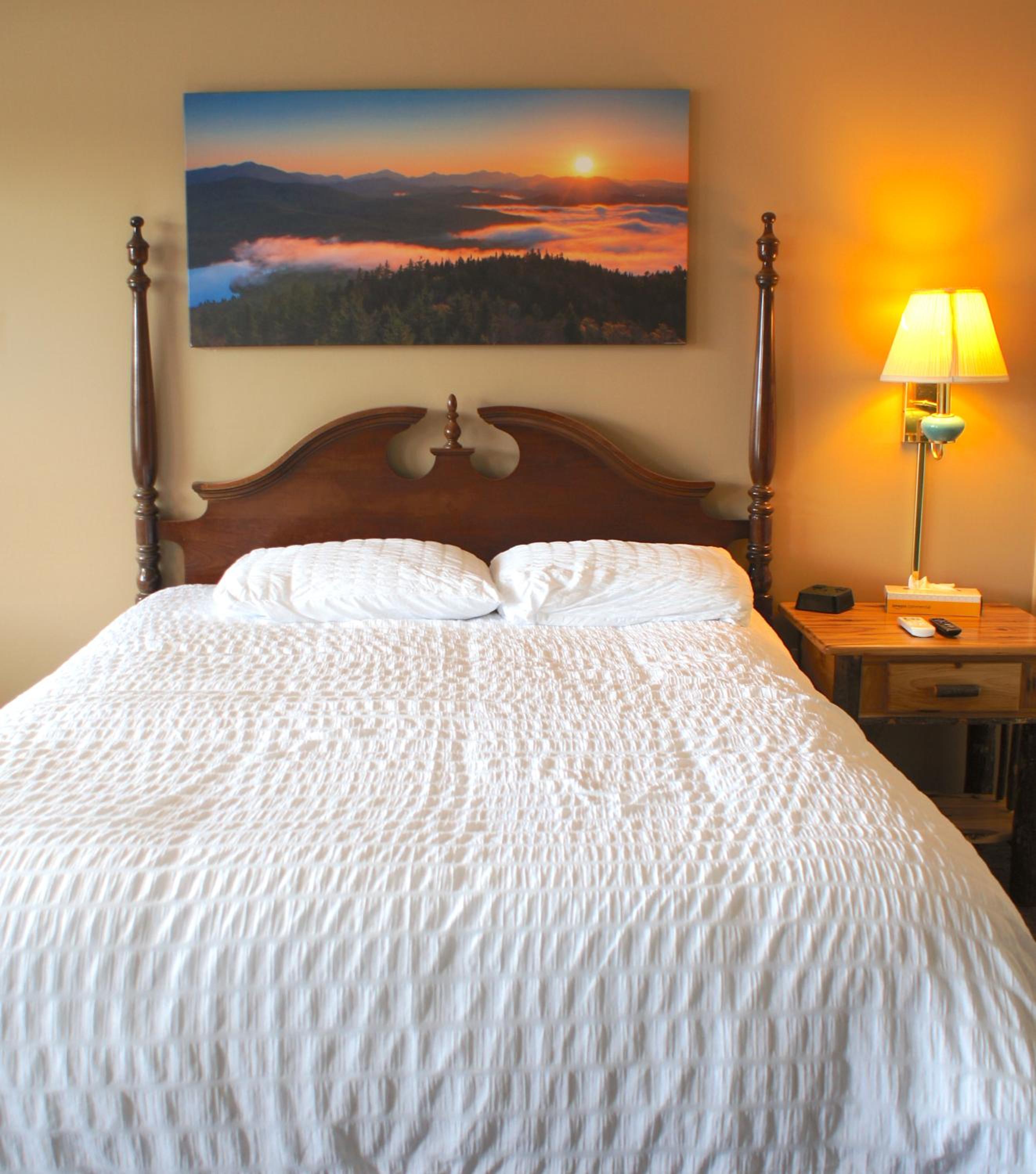 Queen Room with Partial Lake View