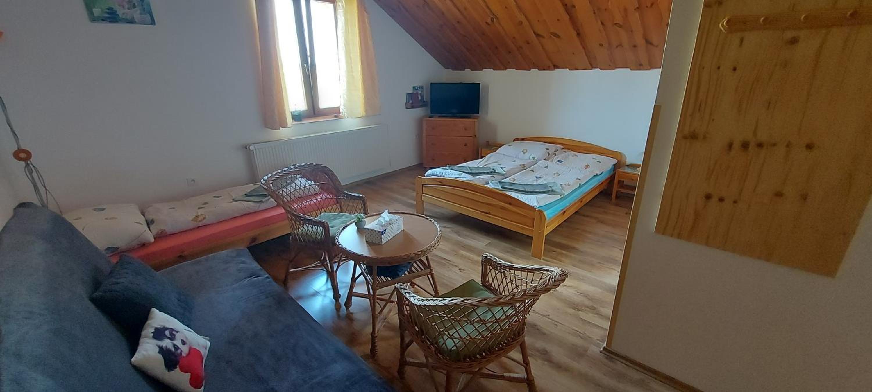 Classic Triple Room - Photo 1