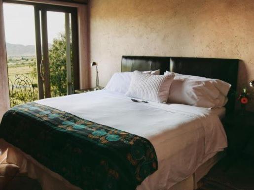 King Room with Pool View photo 1