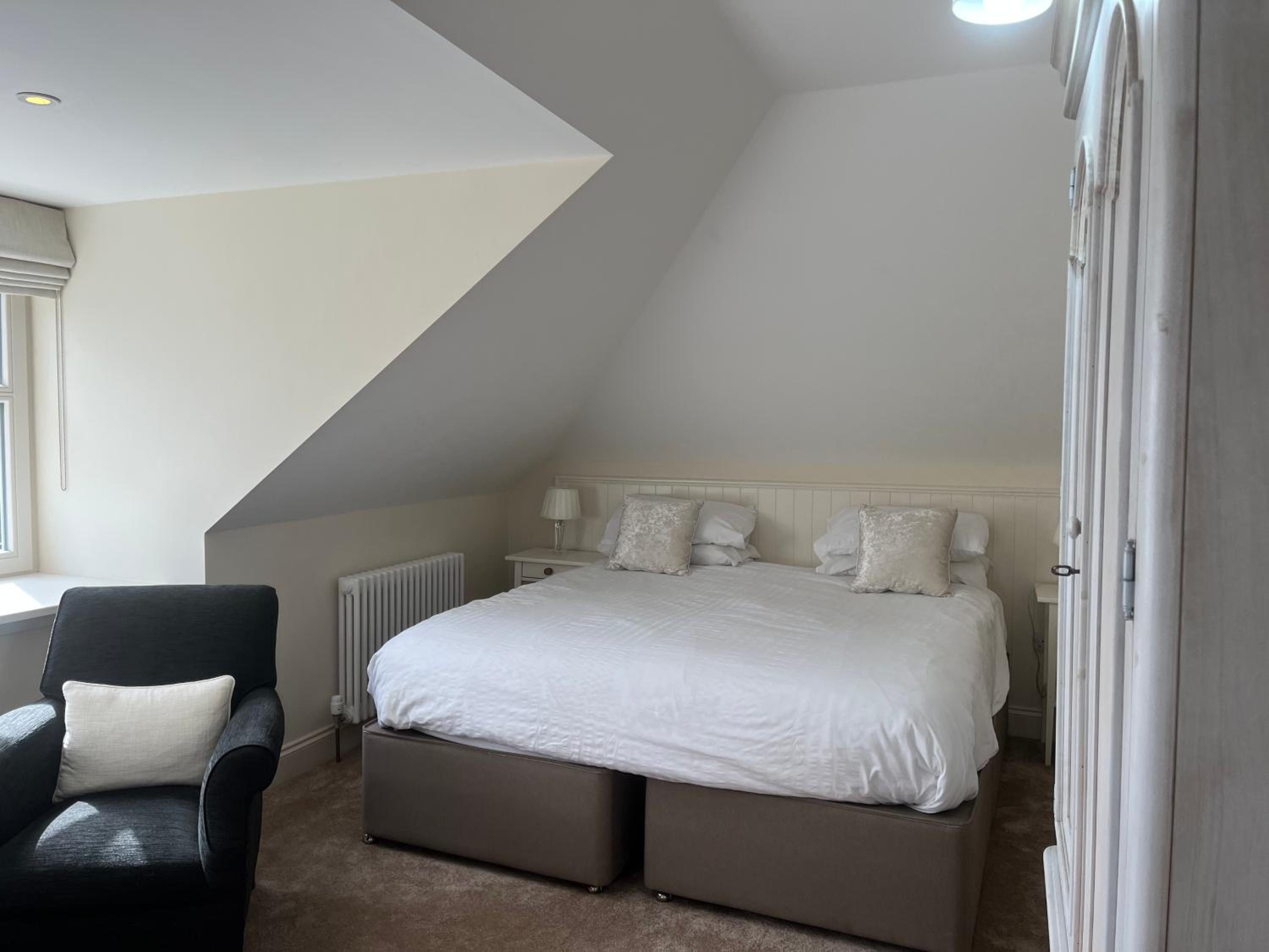 Deluxe Double or Twin Room
