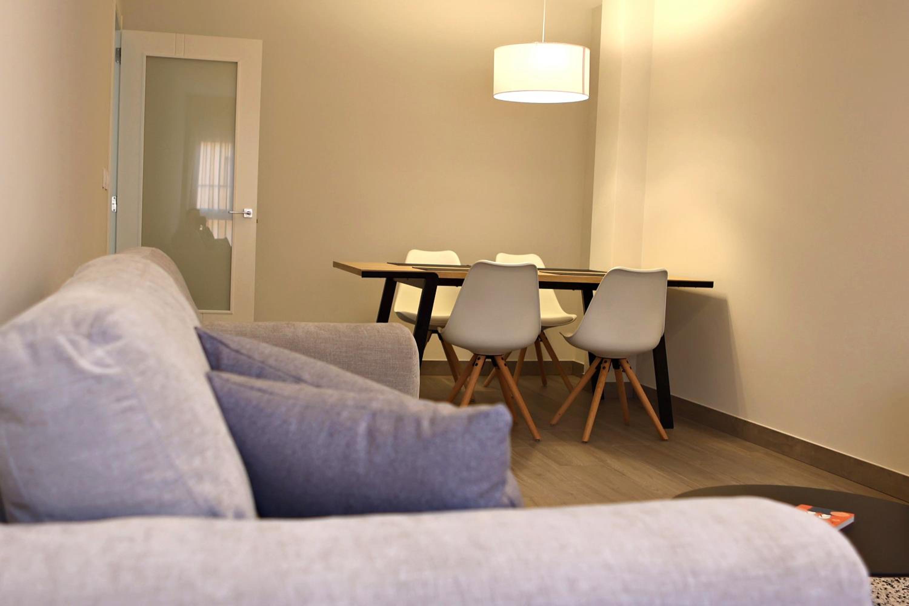 Three-Bedroom Apartment with terrace photo 2