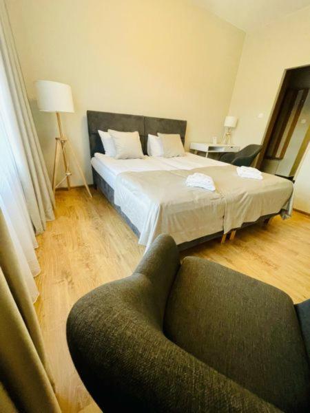 Double or Twin Room photo 3