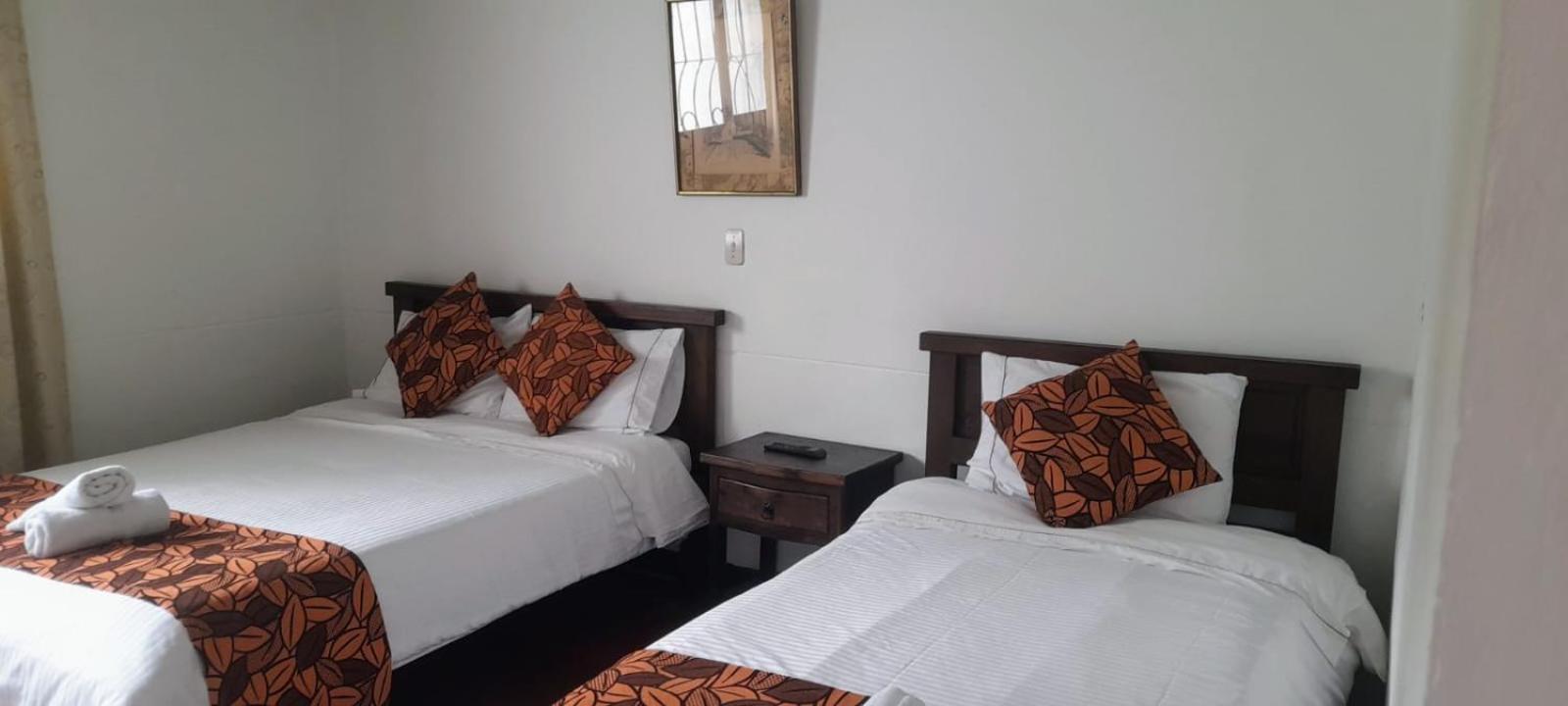 Double Room with Private Bathroom photo 3
