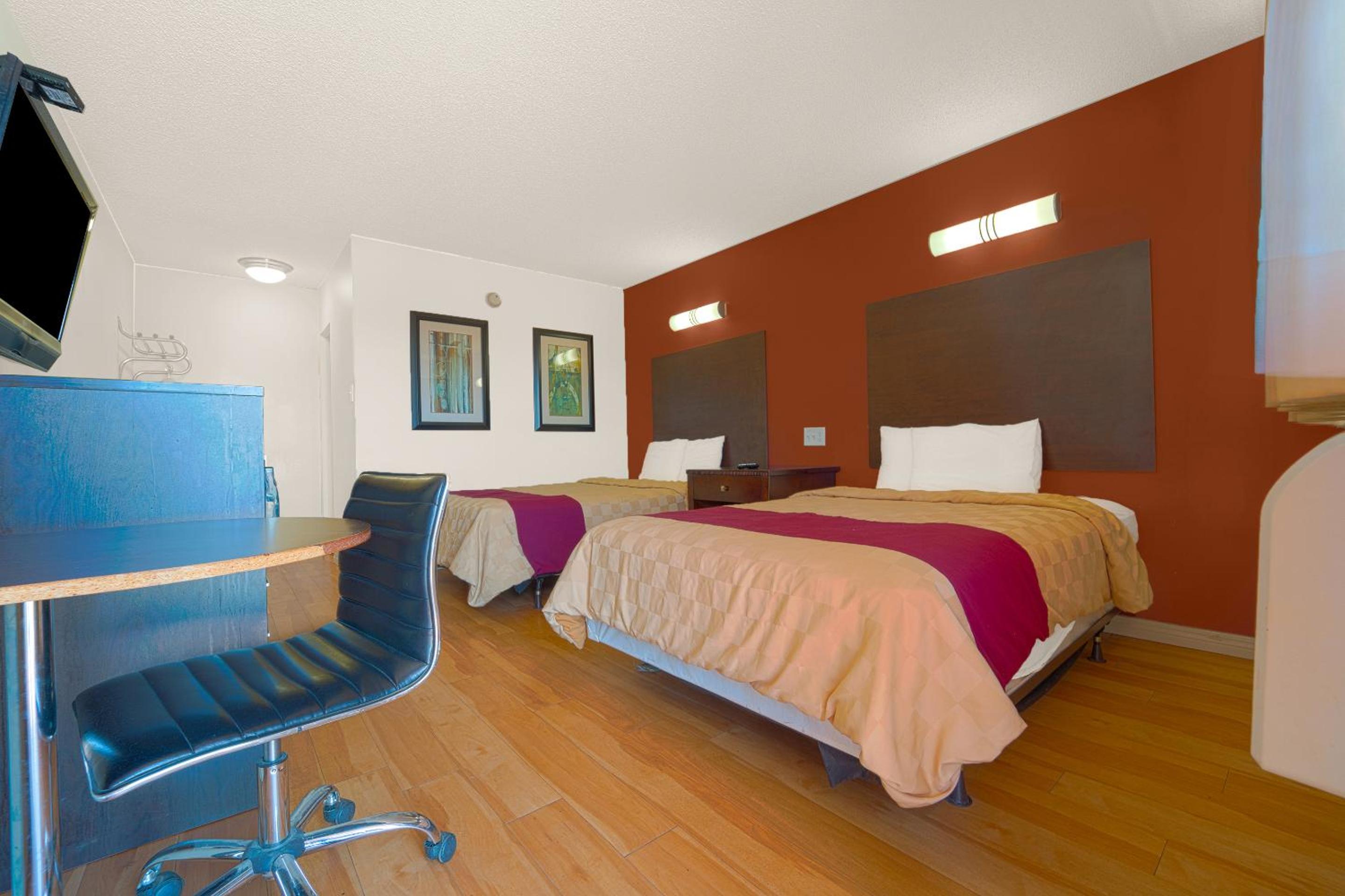 2 Full Beds Non-Smoking photo 1