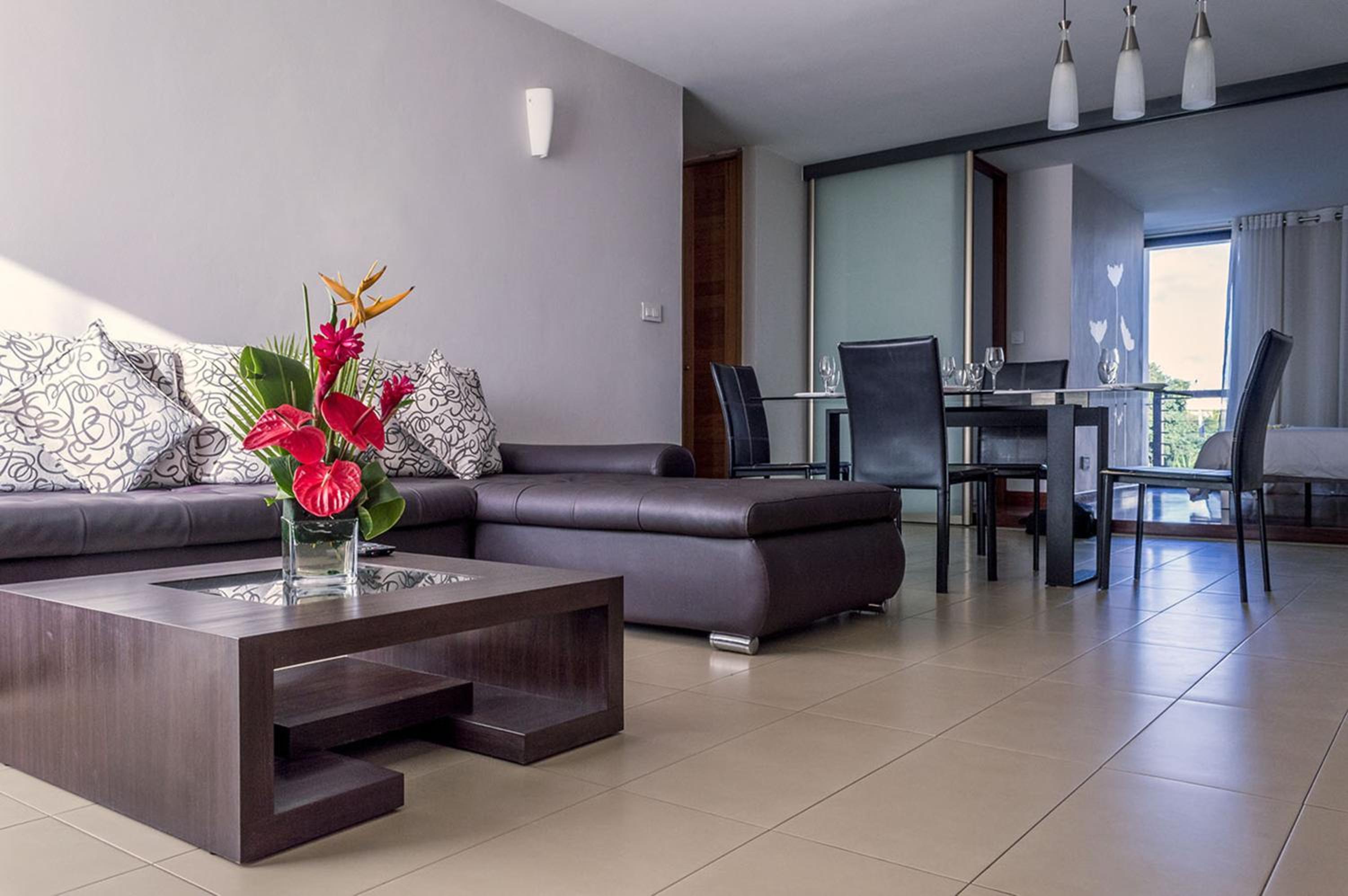 Luxury Two-Bedroom Apartment photo 3