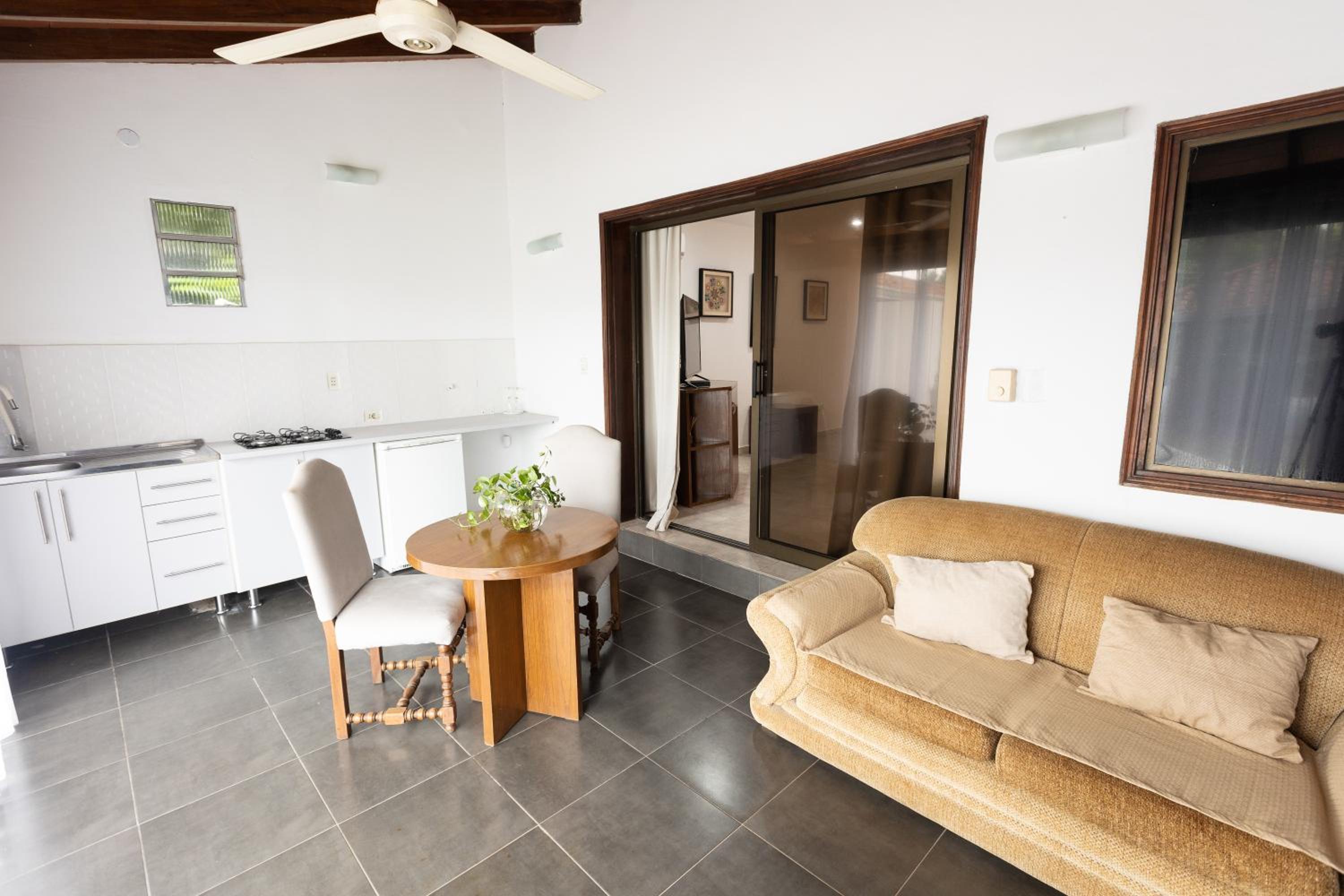 King Suite with Pool View photo 2