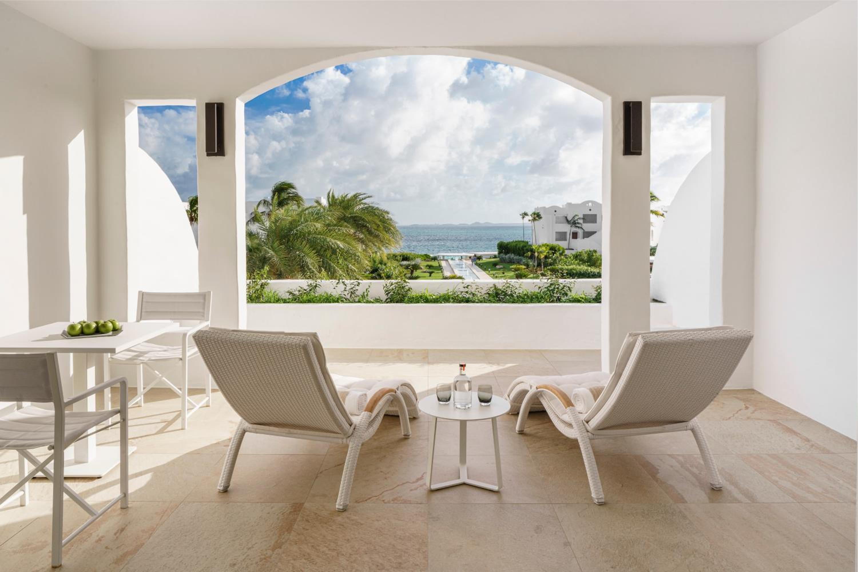 Resort View Junior Suite - Rendezvous Beach