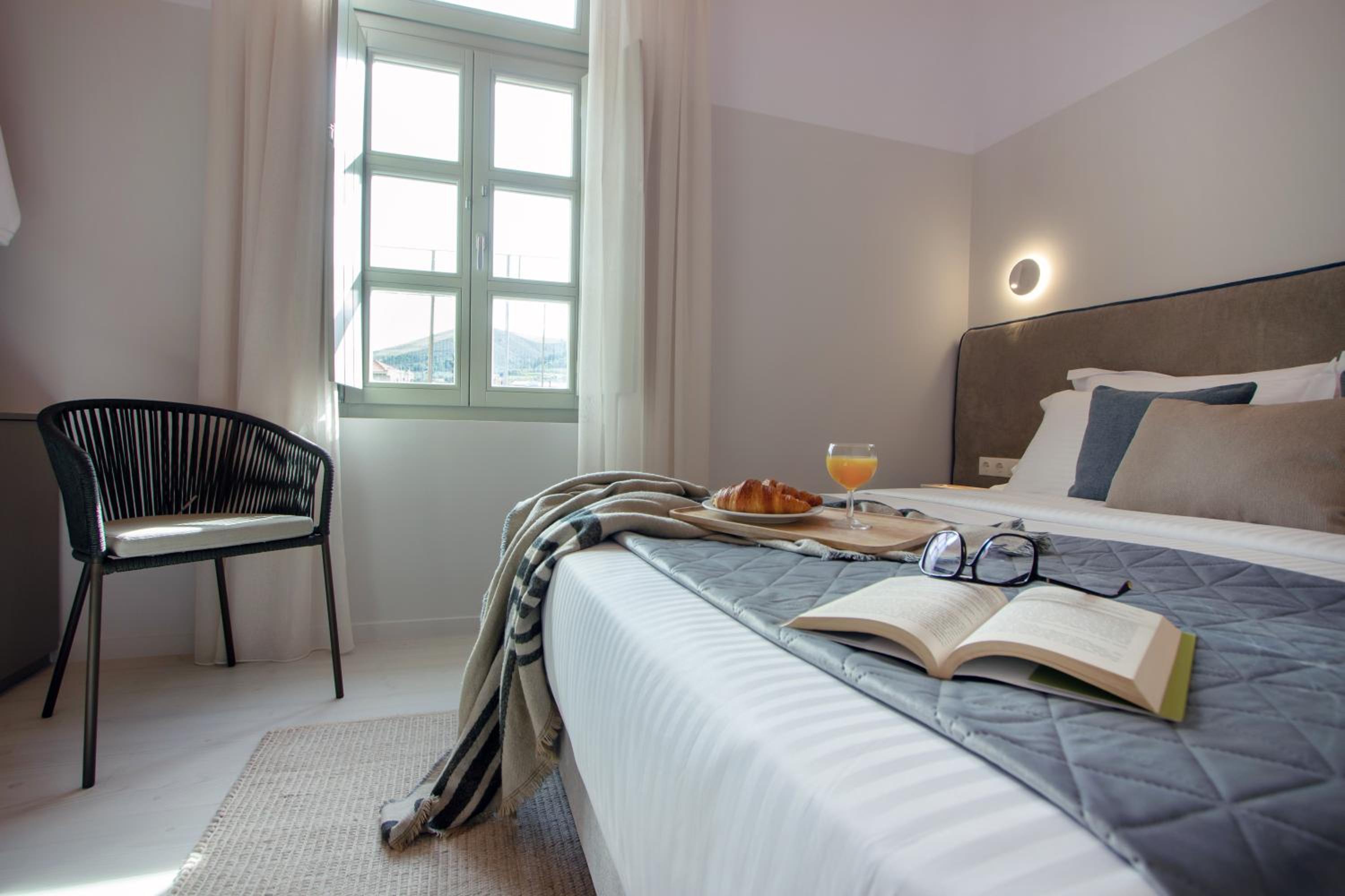 Double Room with Garden View - Photo 12