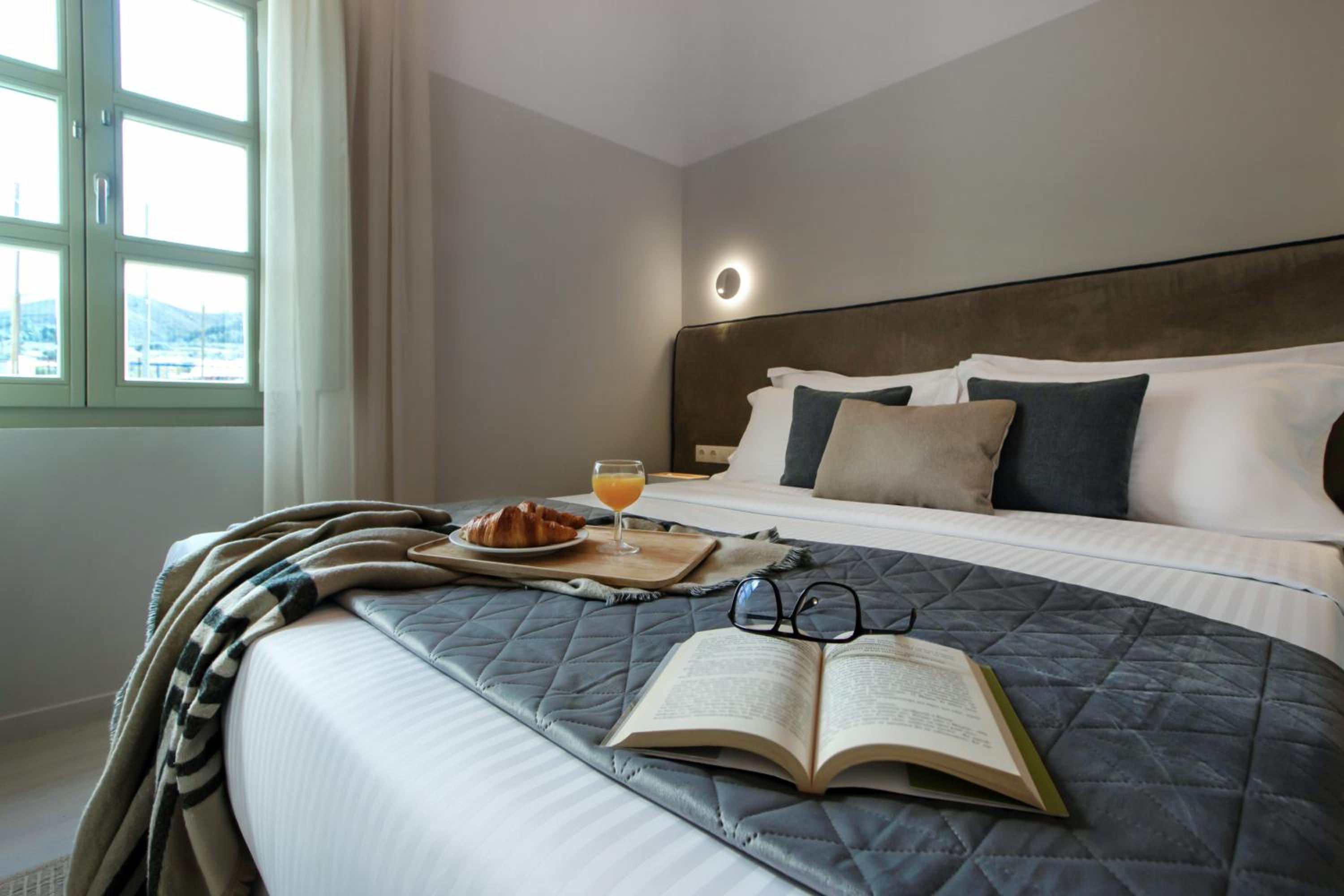 Double Room with Garden View - Photo 2