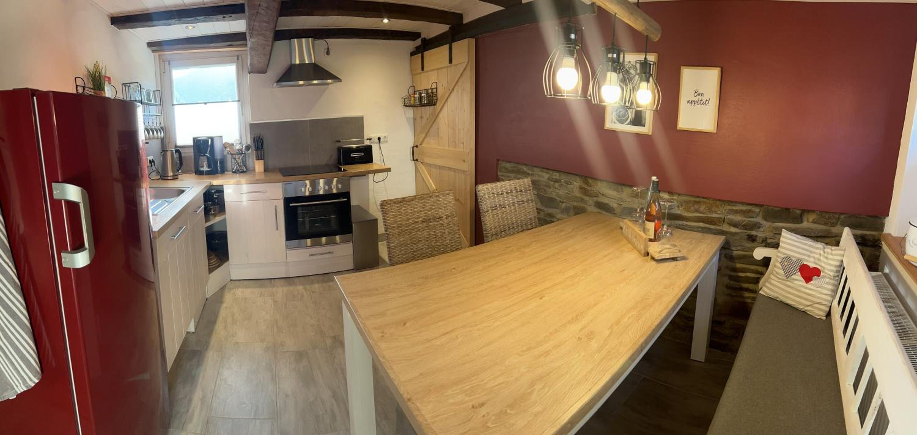 Three-Bedroom House photo 2