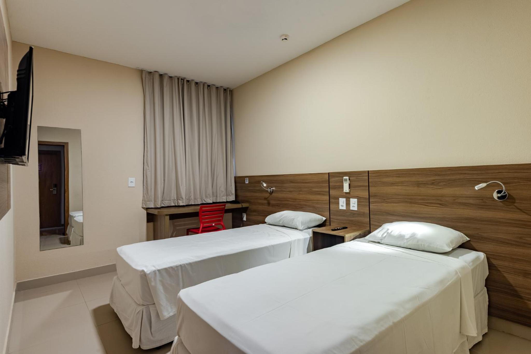 Twin Room - Photo 1