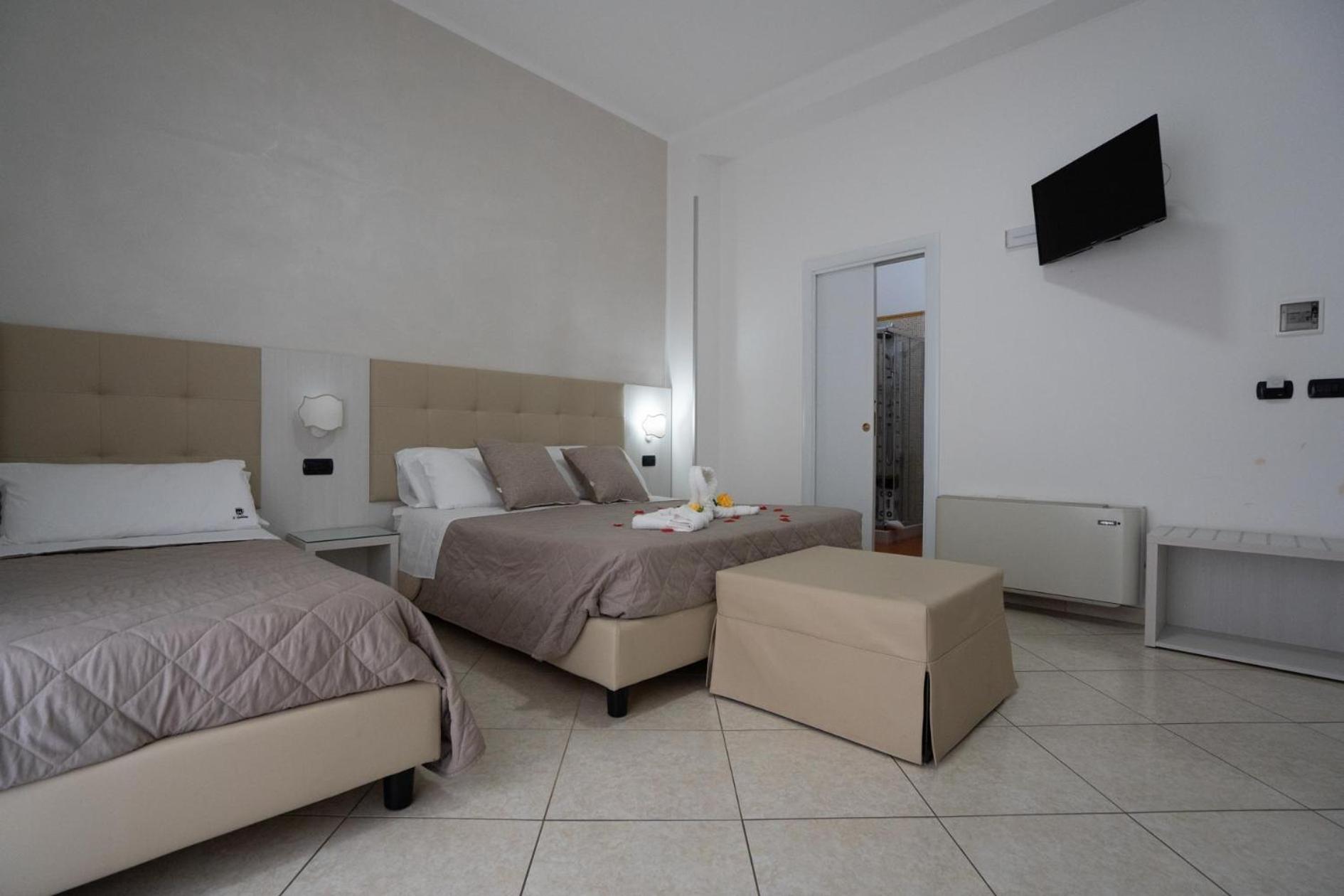 Triple Room with Sea View photo 2