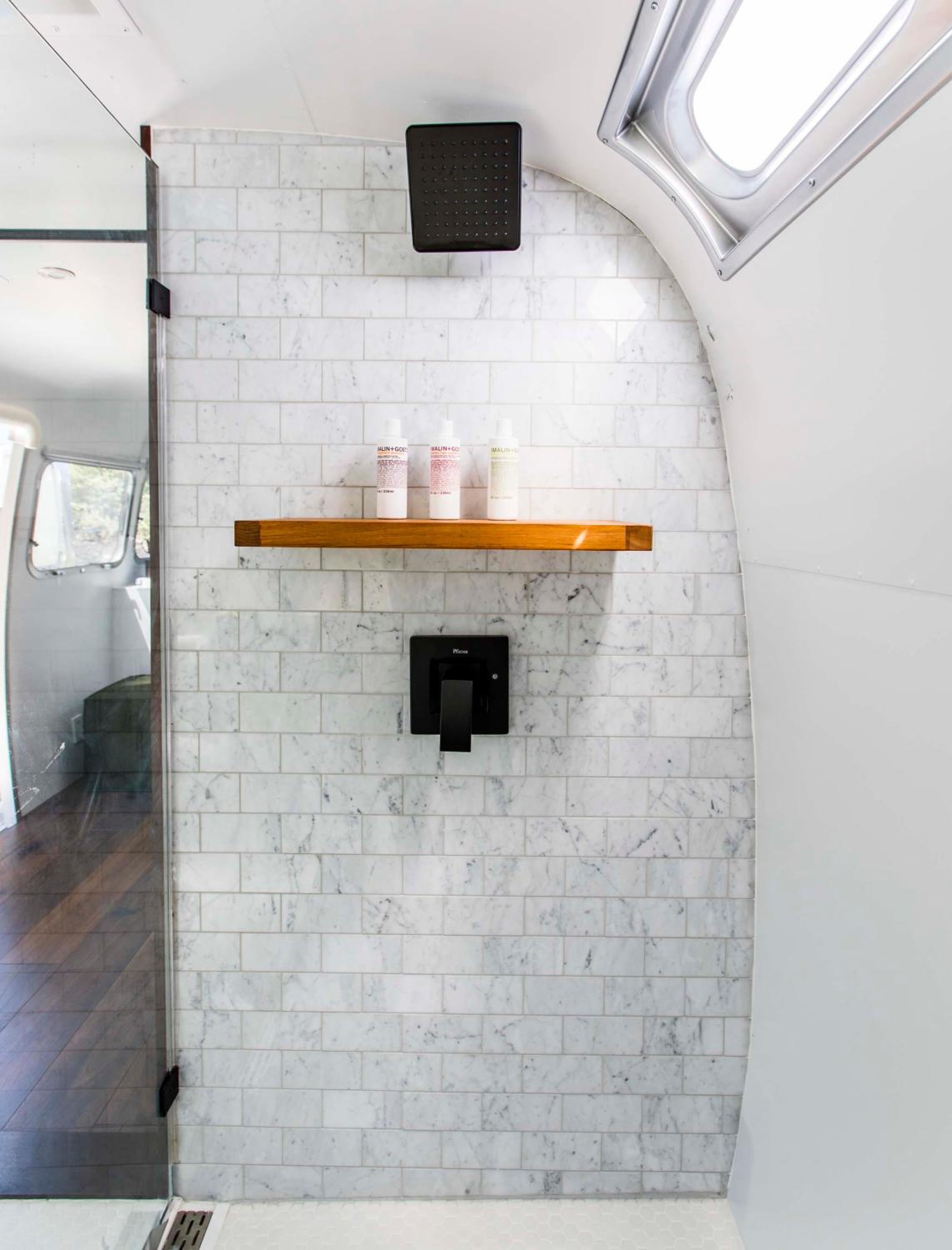 Airstream Suite - Photo 2