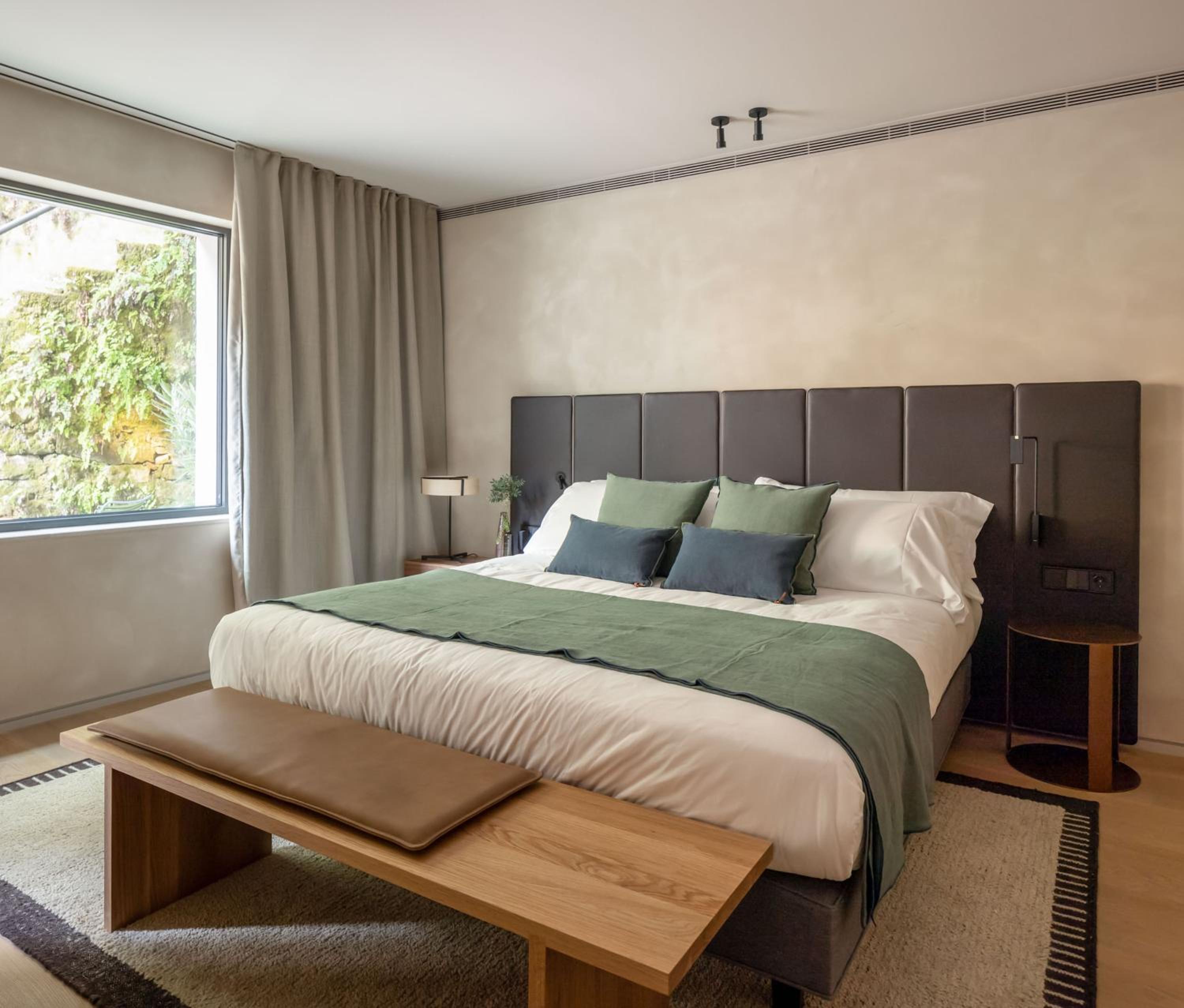 Queen Room with Garden View photo 3