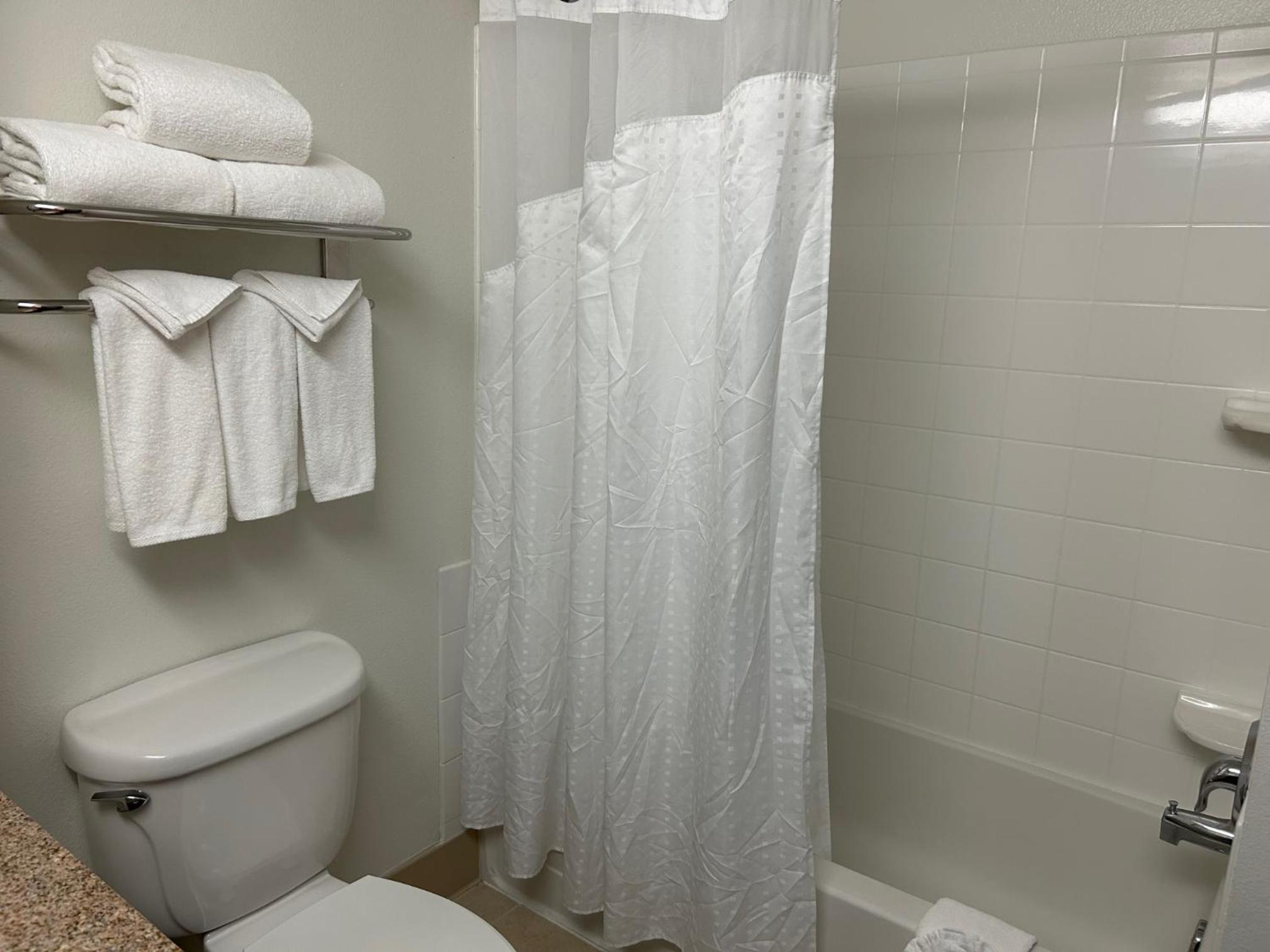 Standard Room - Photo 3