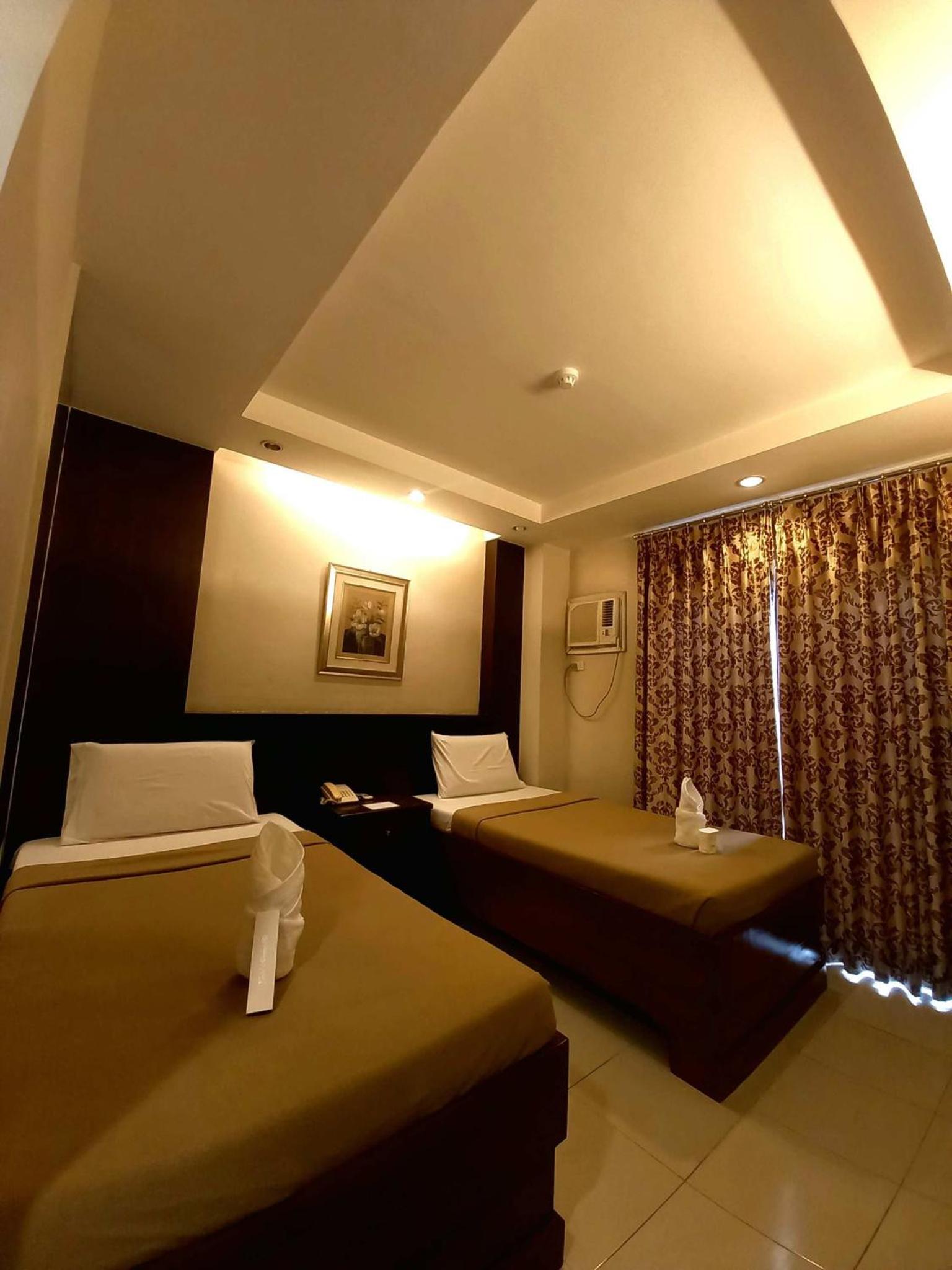 Deluxe Twin Room photo 2