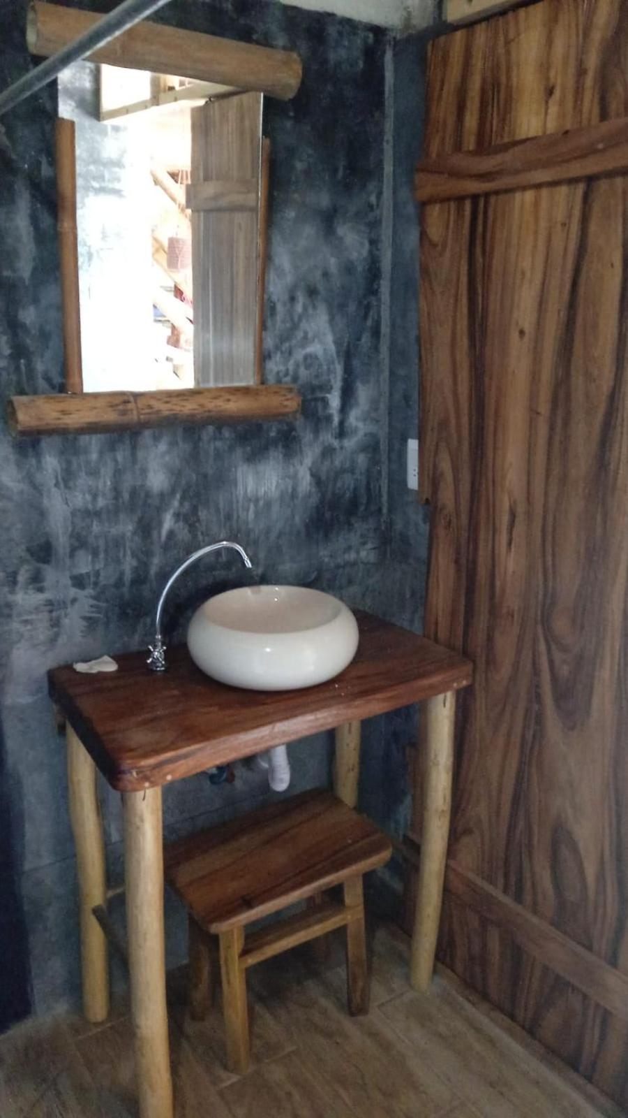 Basic Triple Room with Shared Bathroom photo 2