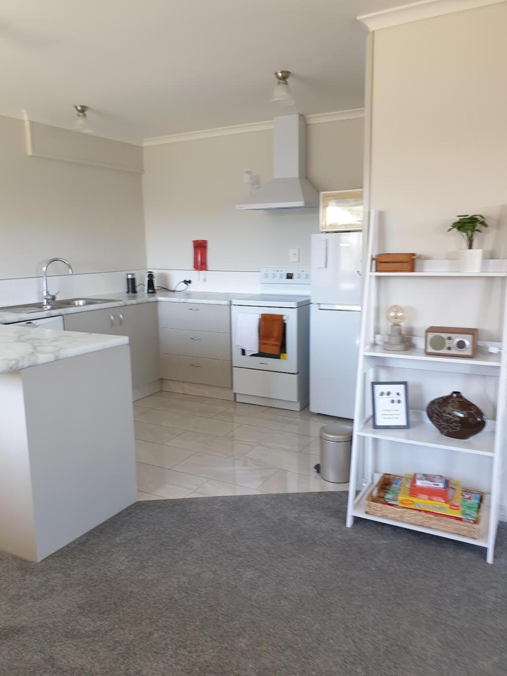 Three-Bedroom House photo 2