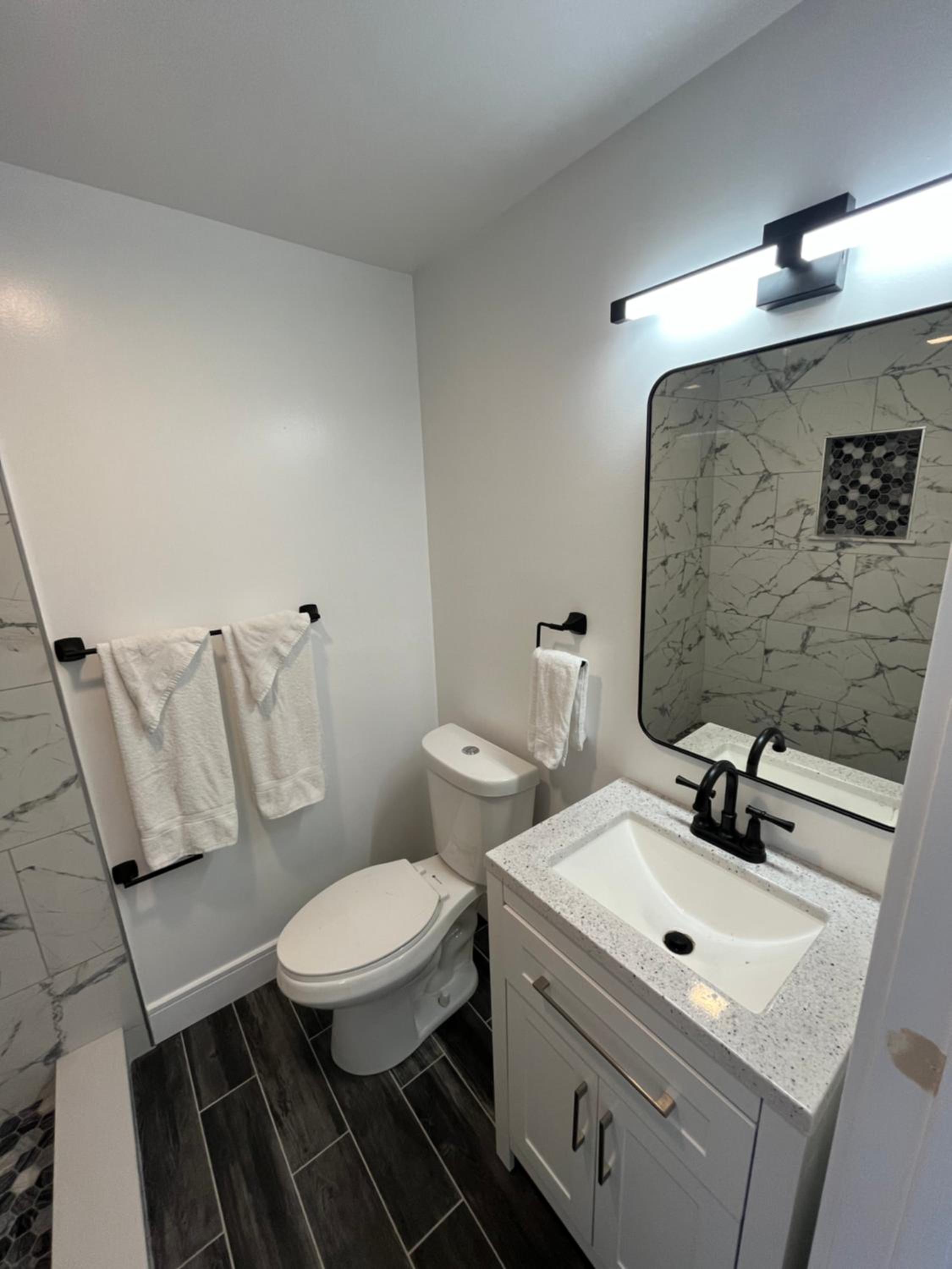 Studio Apartment - Photo 10